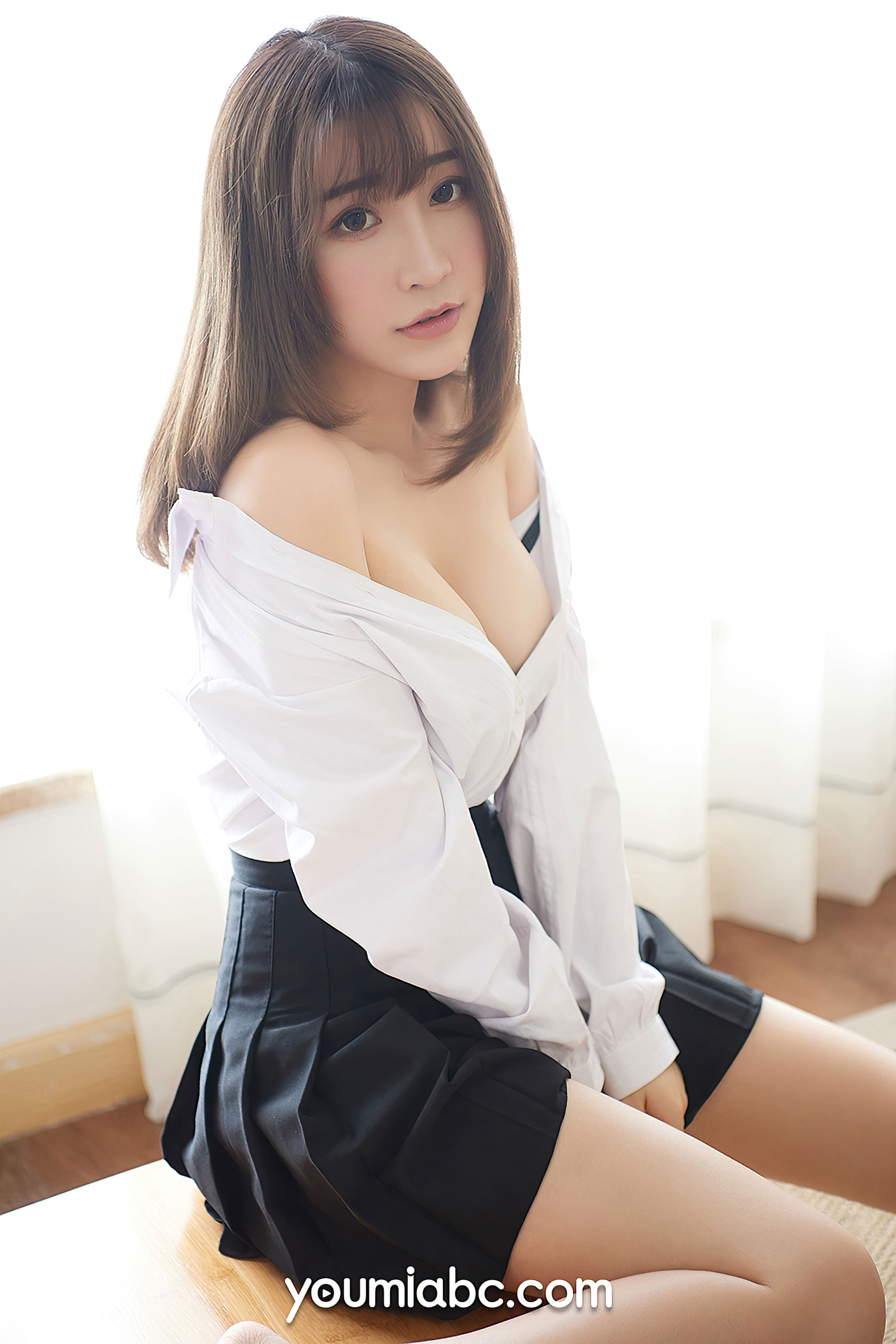 [尤蜜YouMiabc]  绯月樱-Cherry 学生妹の制服诱惑