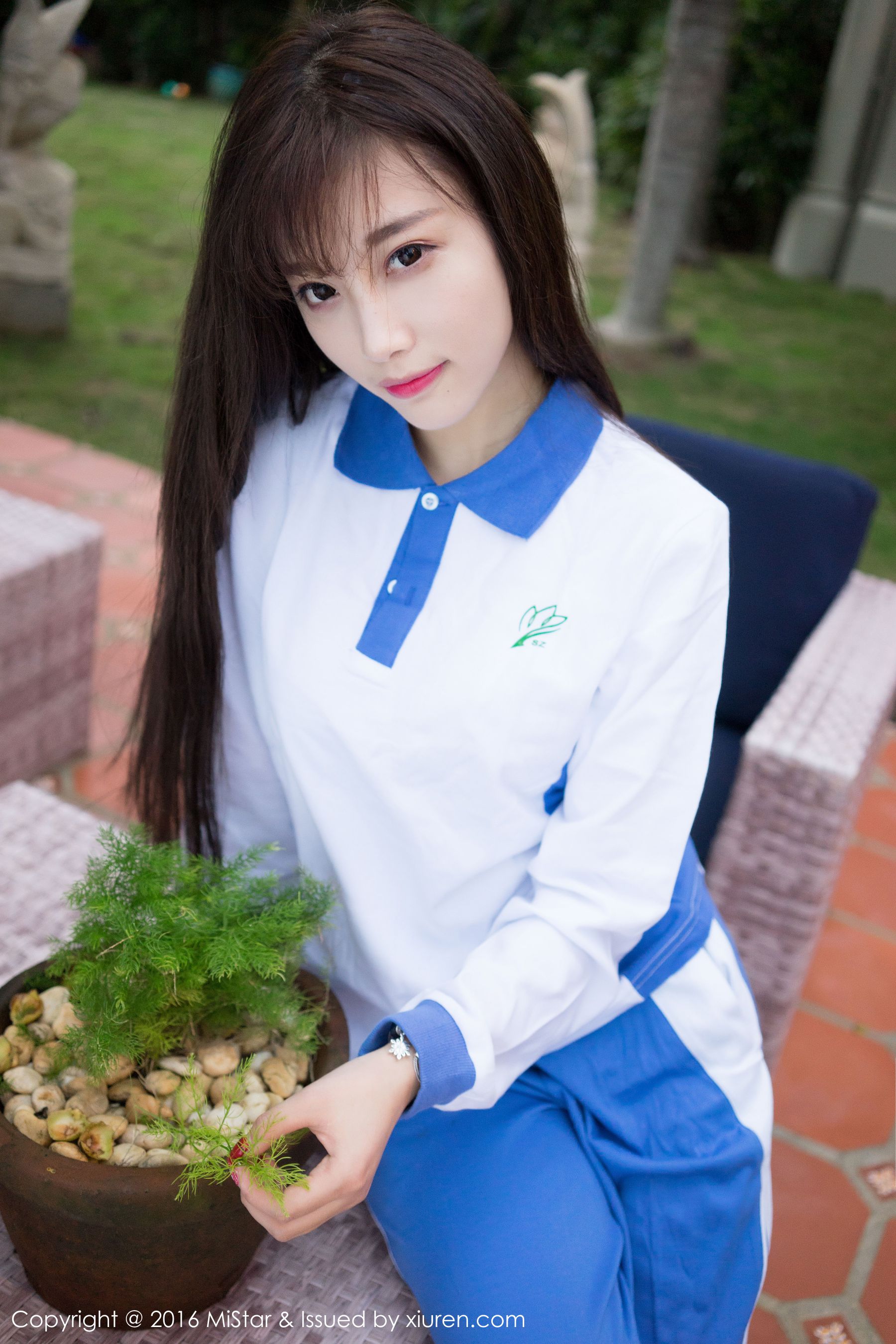 sugar小甜心CC《长滩旅拍》比基尼+校服 [魅妍社MiStar] Vol.145