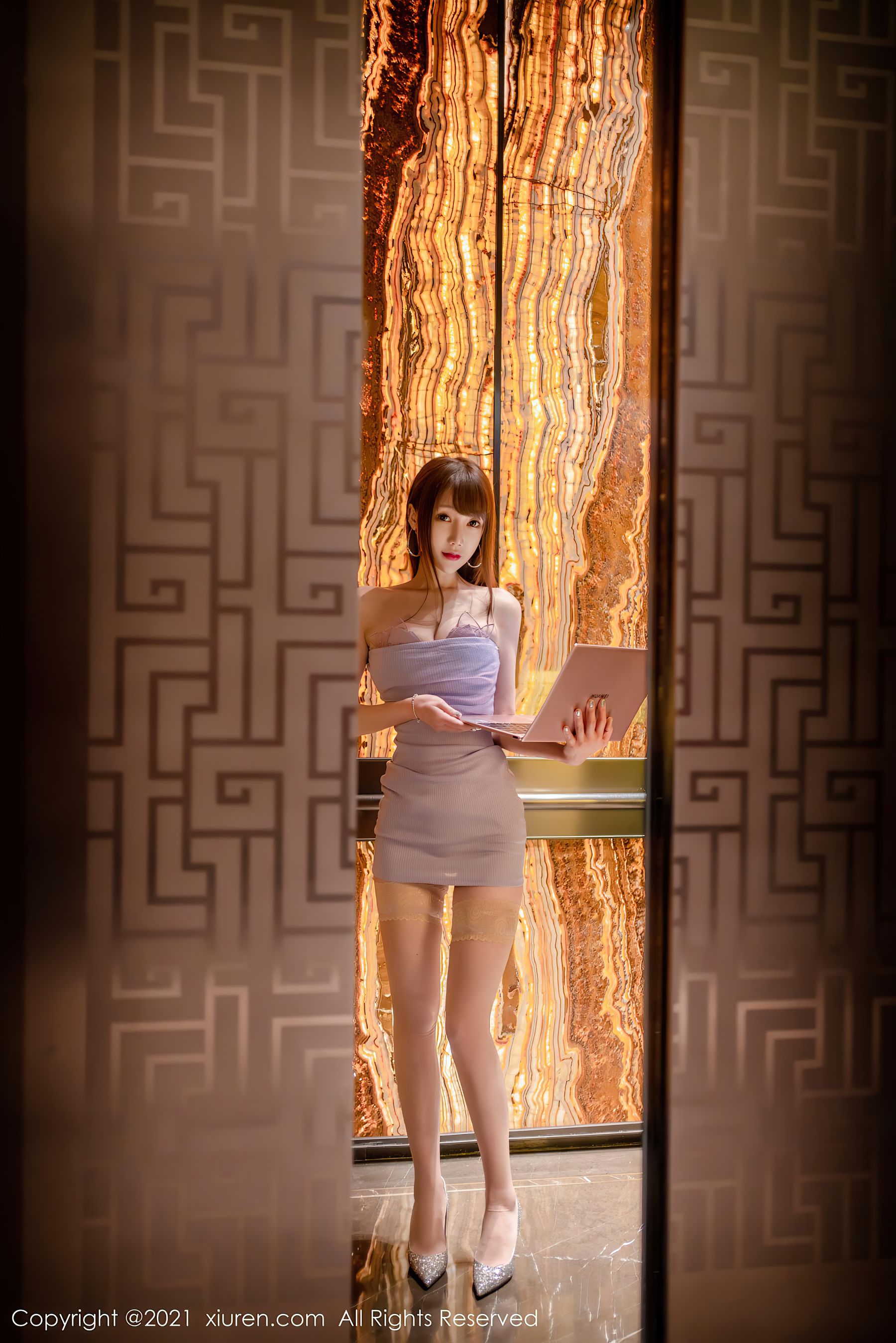 [秀人XIUREN] No.3025 星小兔Meetu