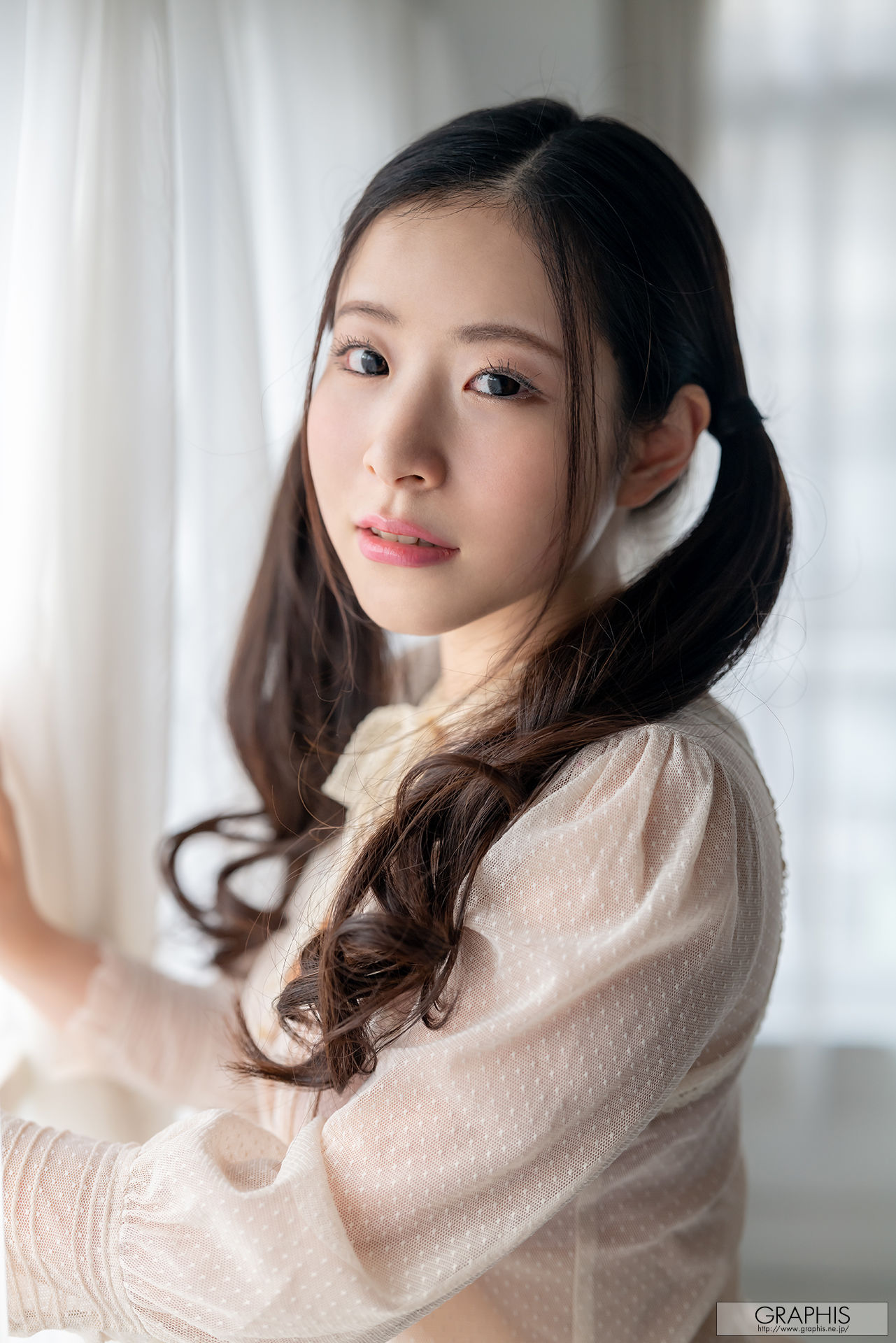 [Graphis] First Gravure 初脱ぎ娘 No.172 沙月恵奈 Ena Satsuki