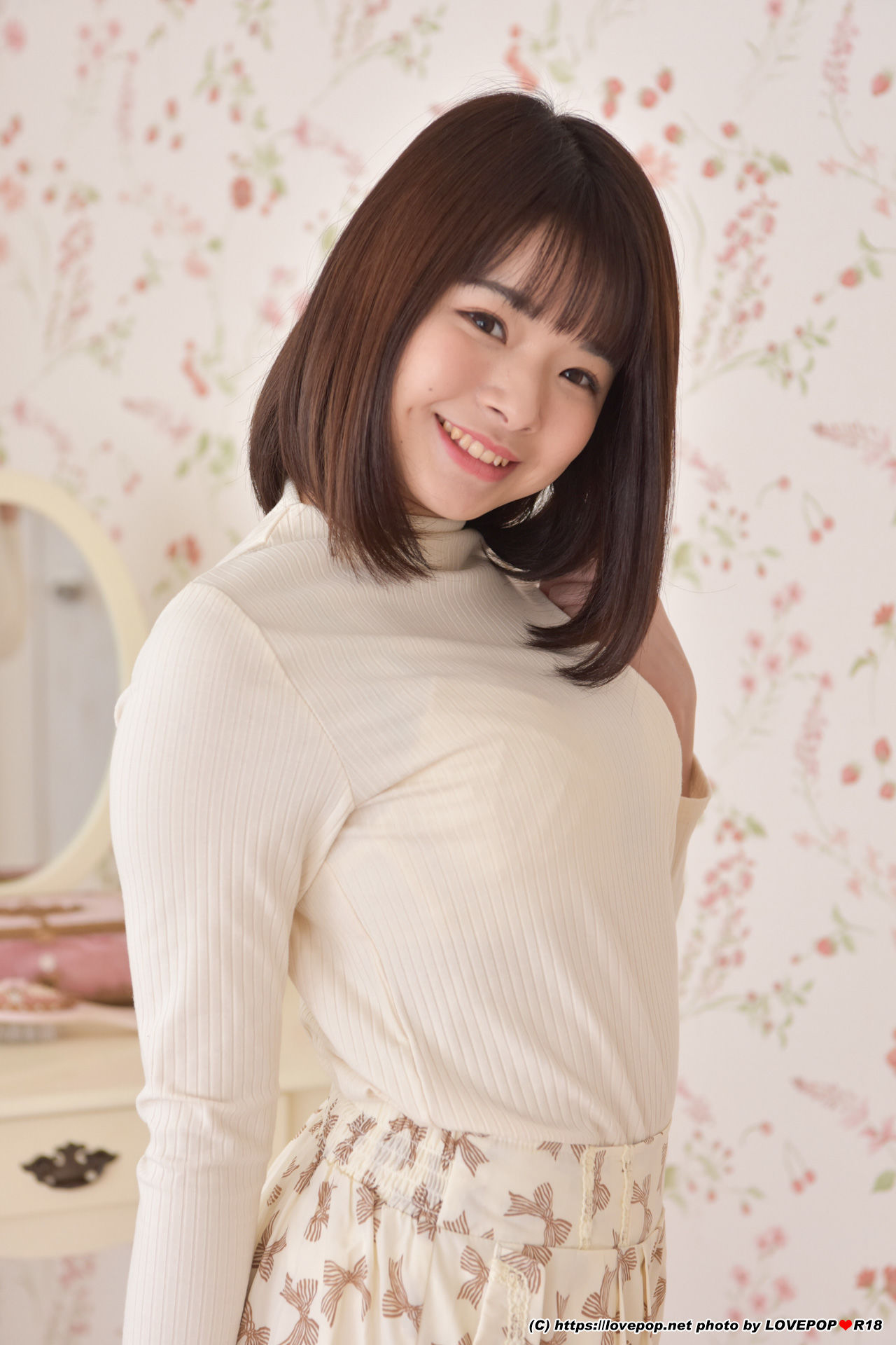 [LOVEPOP] Erina Oka 丘えりな Photoset 04