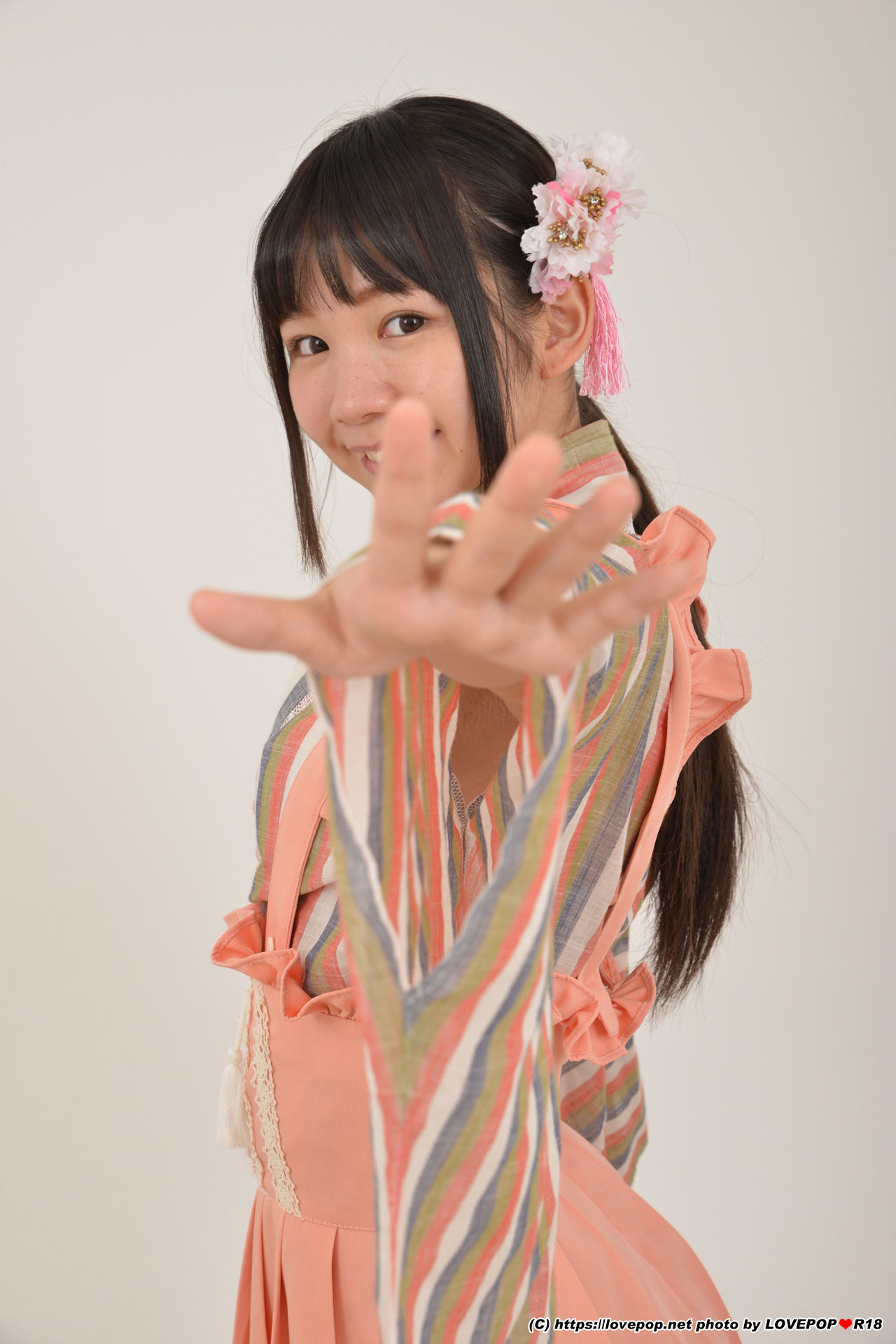 [LOVEPOP] Special Maid Collection - Yuzuka Shirai 白井ゆずか Photoset 03