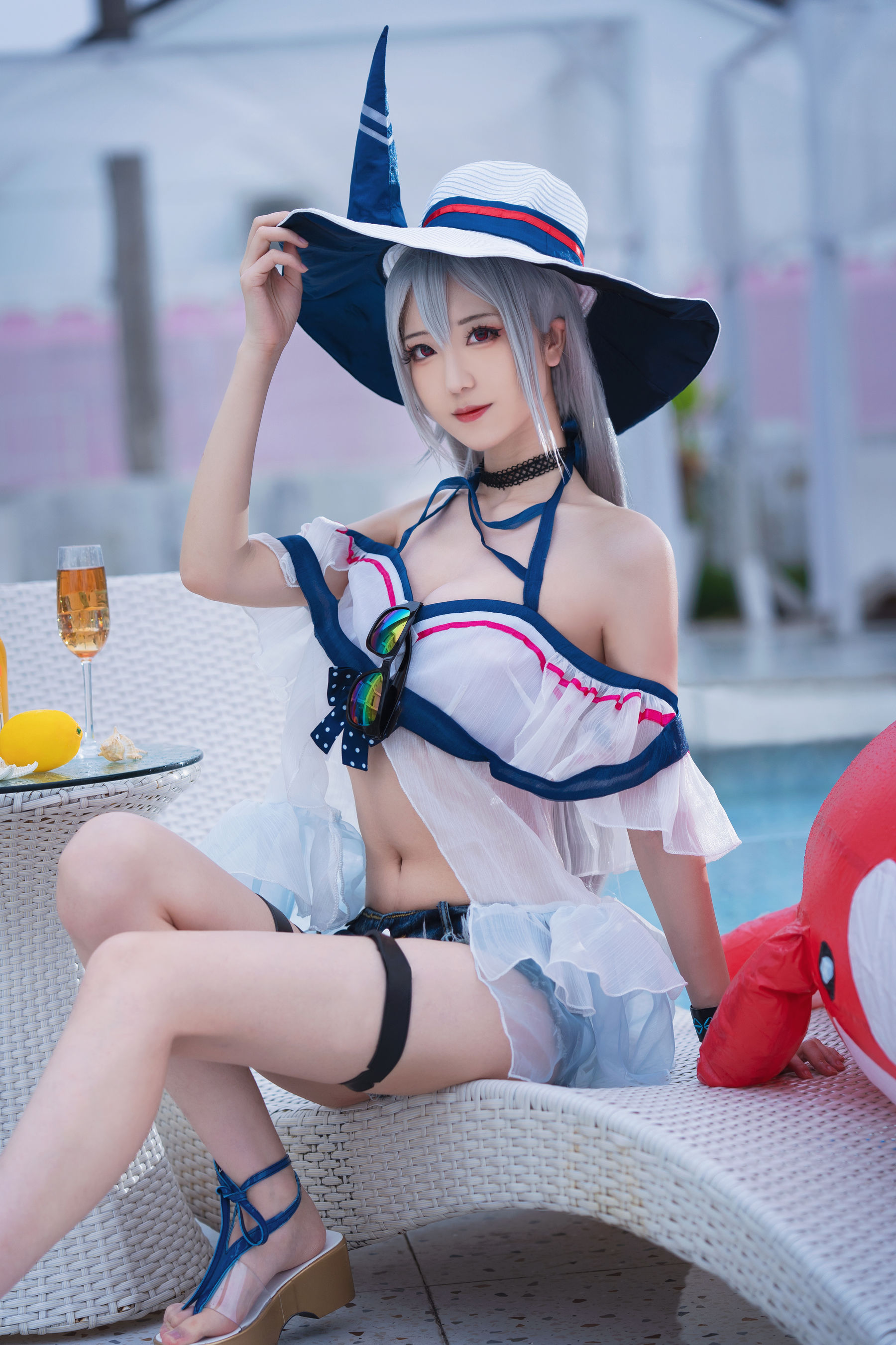 [COS福利] 小姐姐弥音音ww - 明日方舟 斯卡蒂泳装