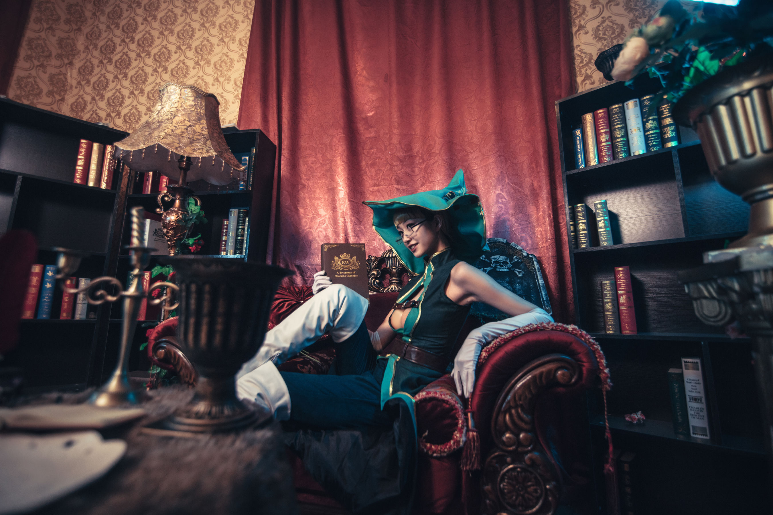 [COS福利] The Vagrant Cosplay Album - 沧霁桔梗《赫本》