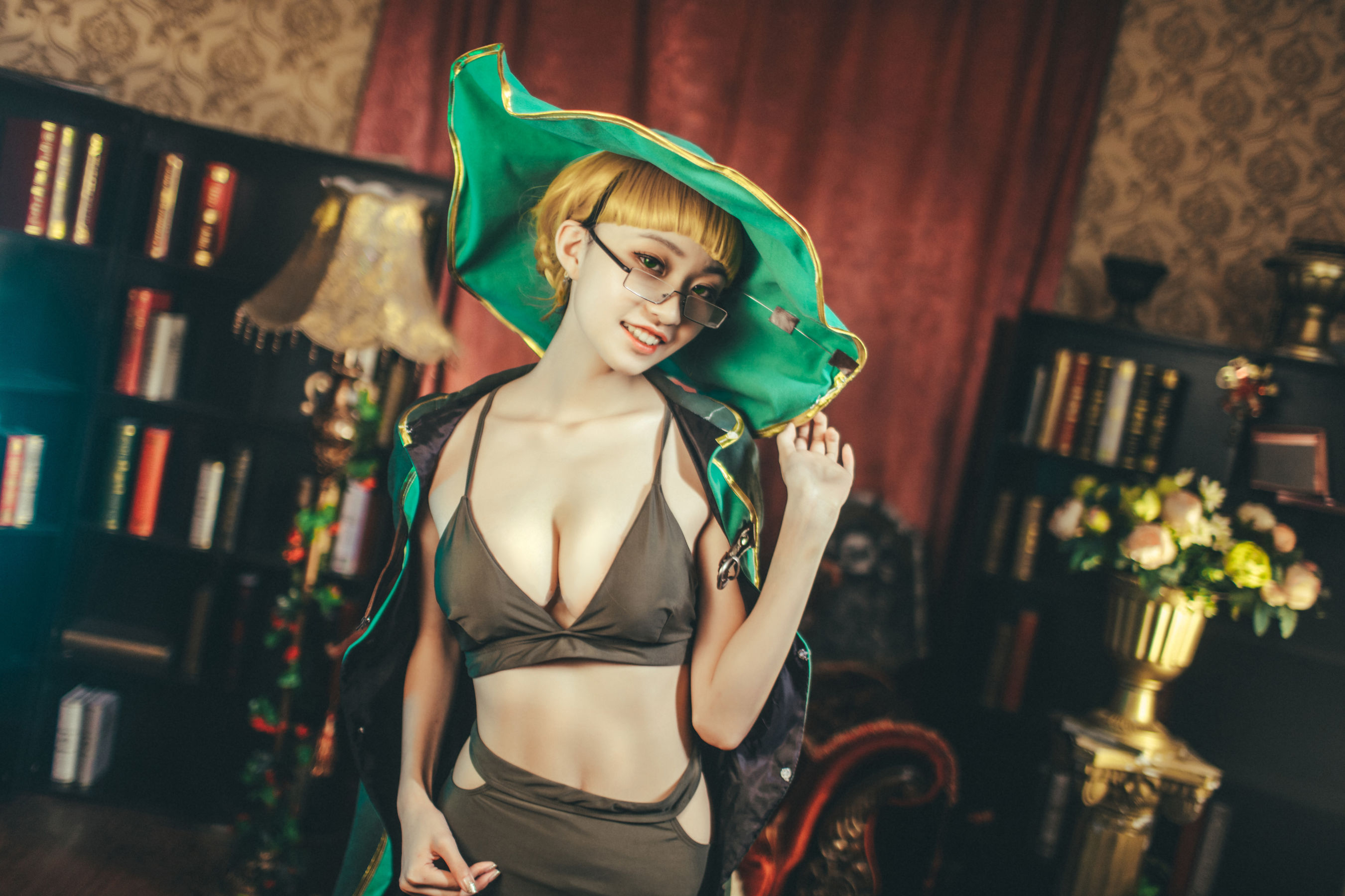 [COS福利] The Vagrant Cosplay Album - 沧霁桔梗《赫本》