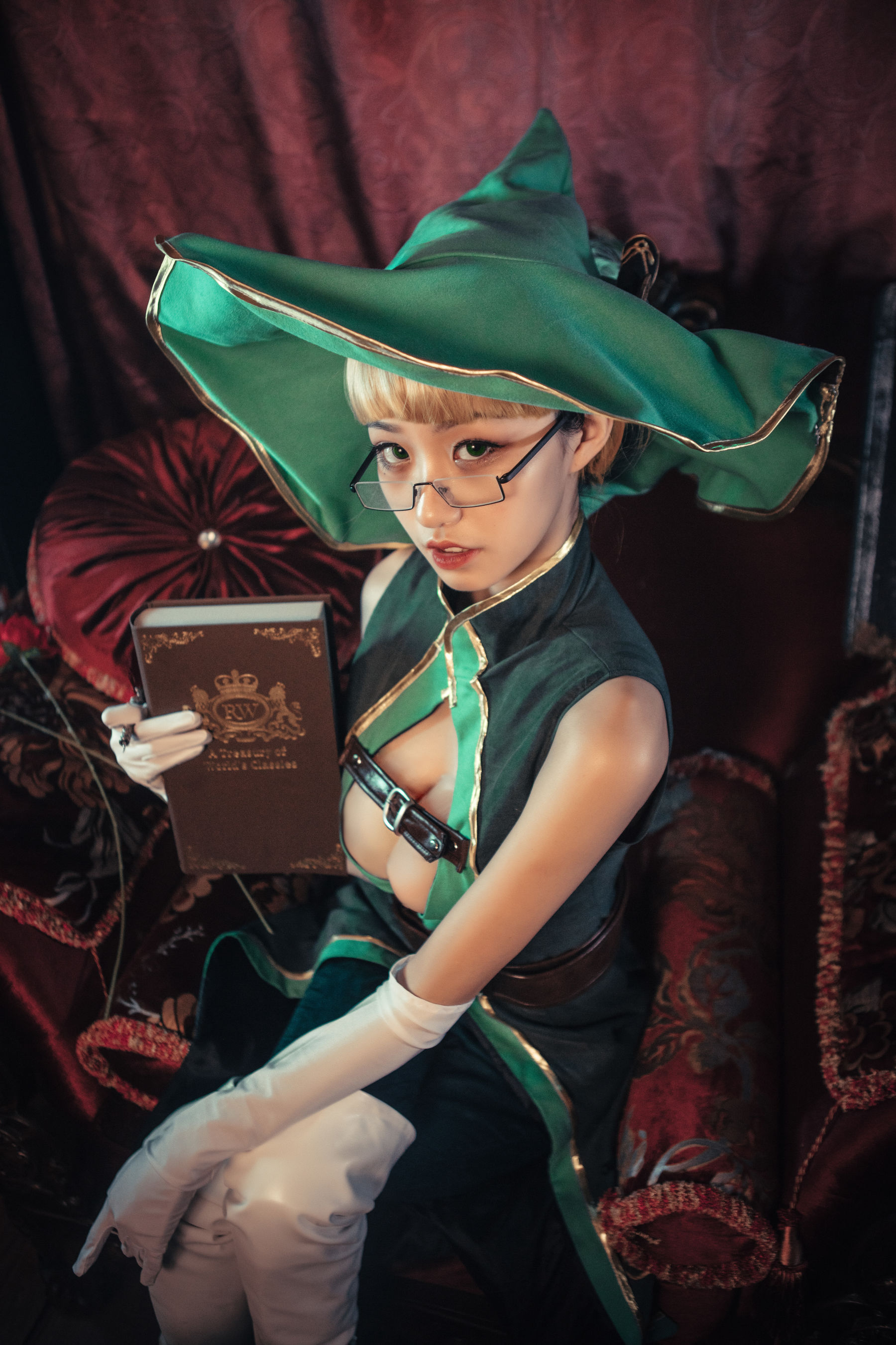[COS福利] The Vagrant Cosplay Album - 沧霁桔梗《赫本》