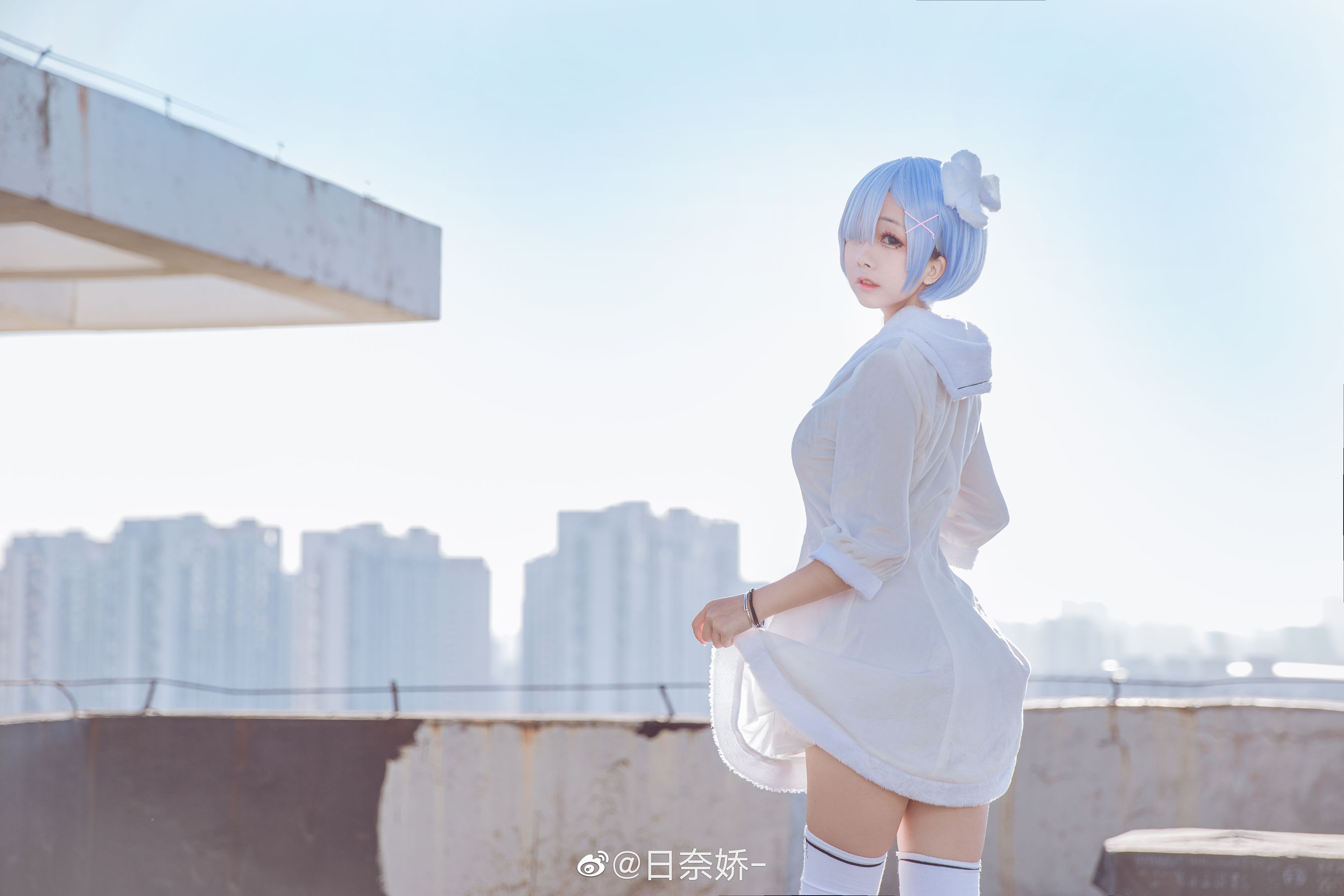 [COS福利] 日奈娇 -  蕾姆 白裙