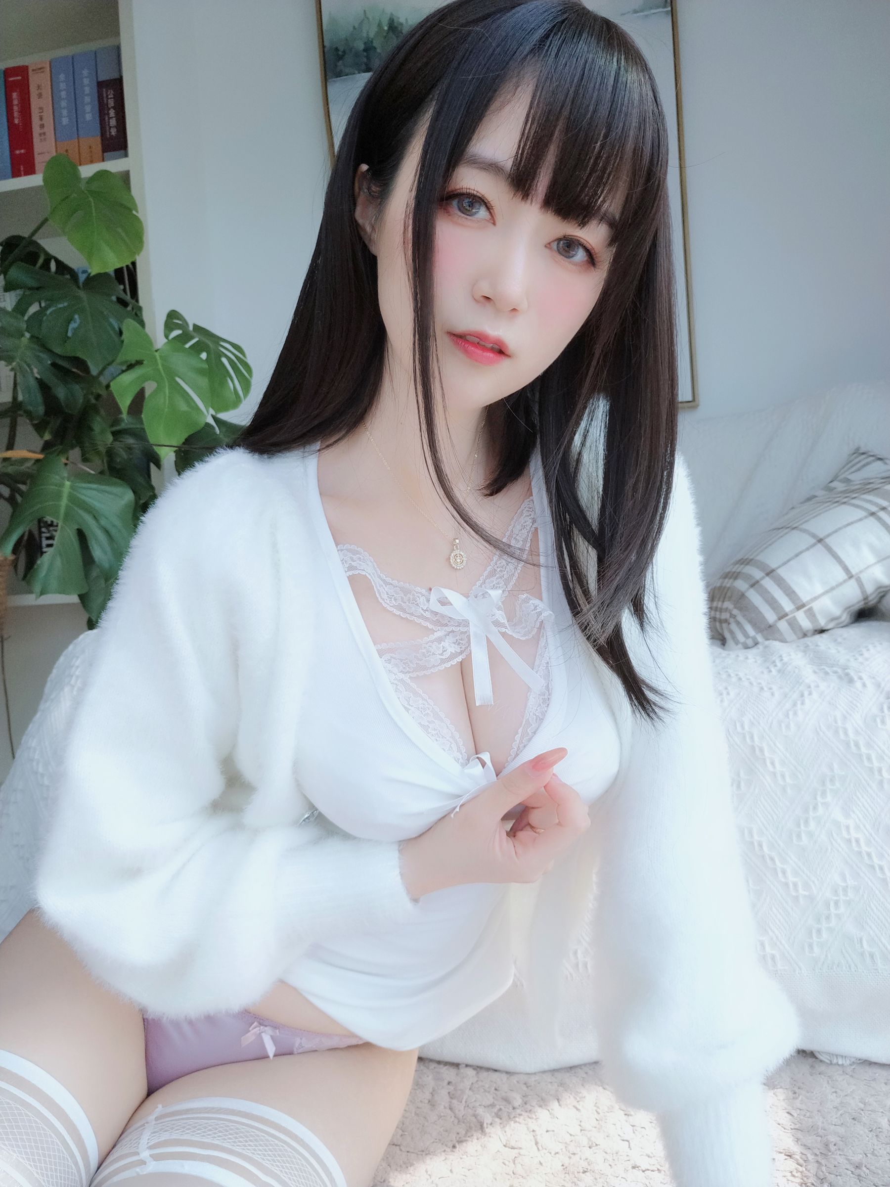 [COS福利] Coser小姐姐白银 - 白蕾丝