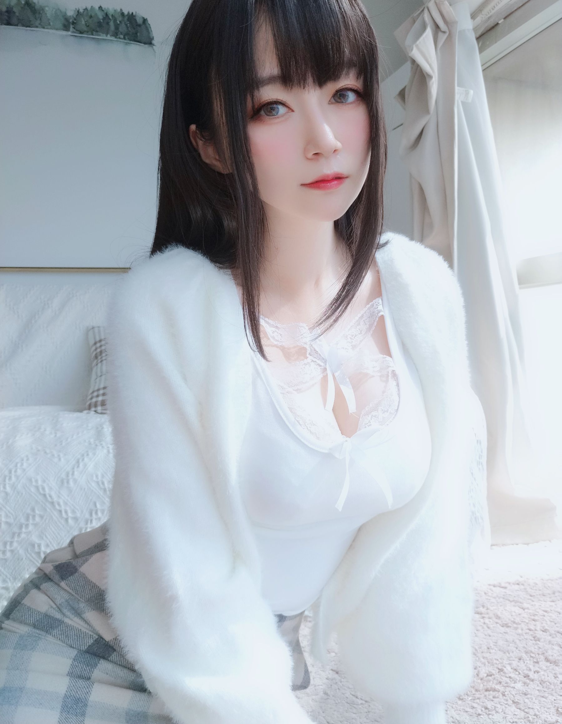 [COS福利] Coser小姐姐白银 - 白蕾丝