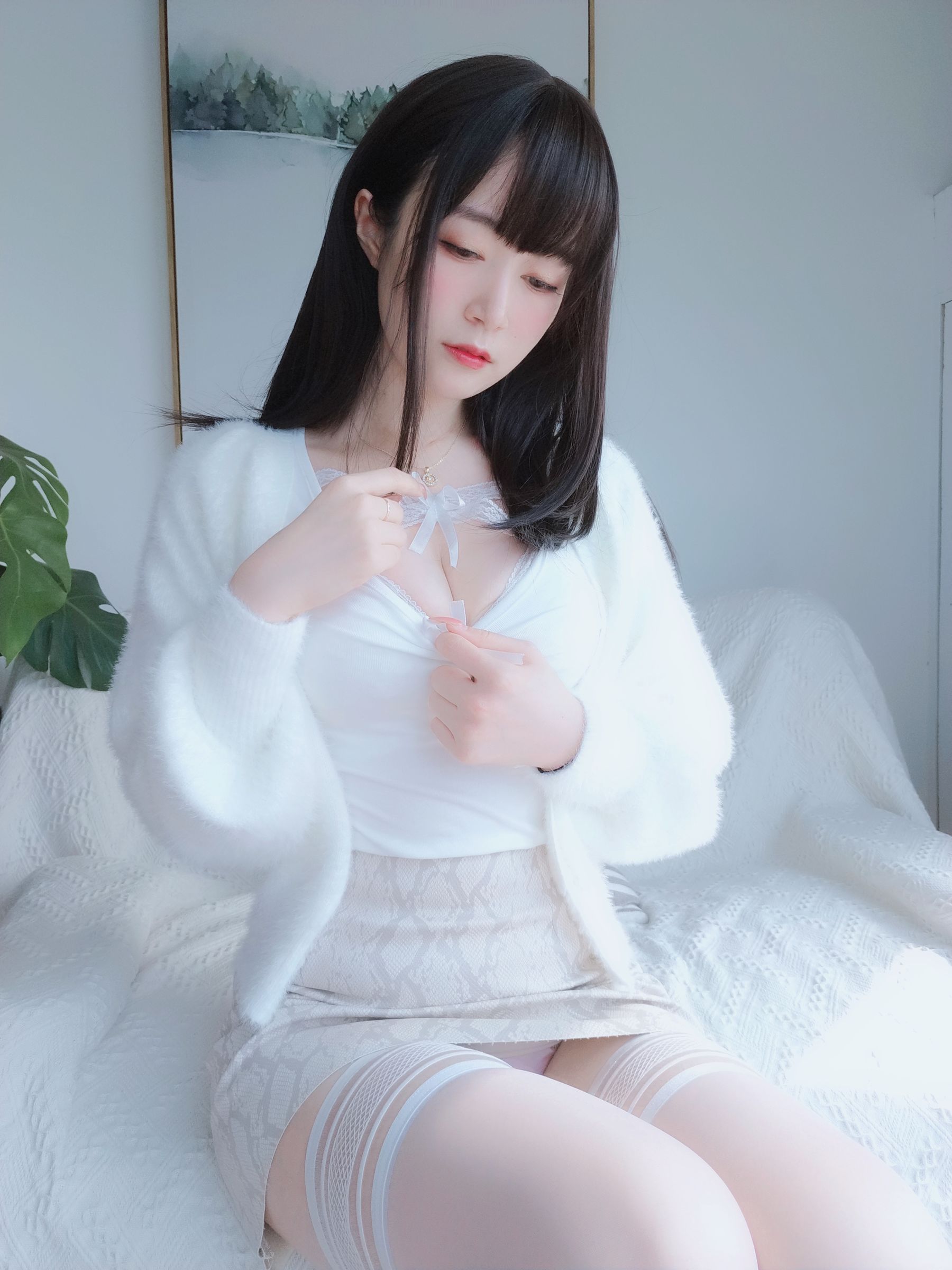 [COS福利] Coser小姐姐白银 - 白蕾丝