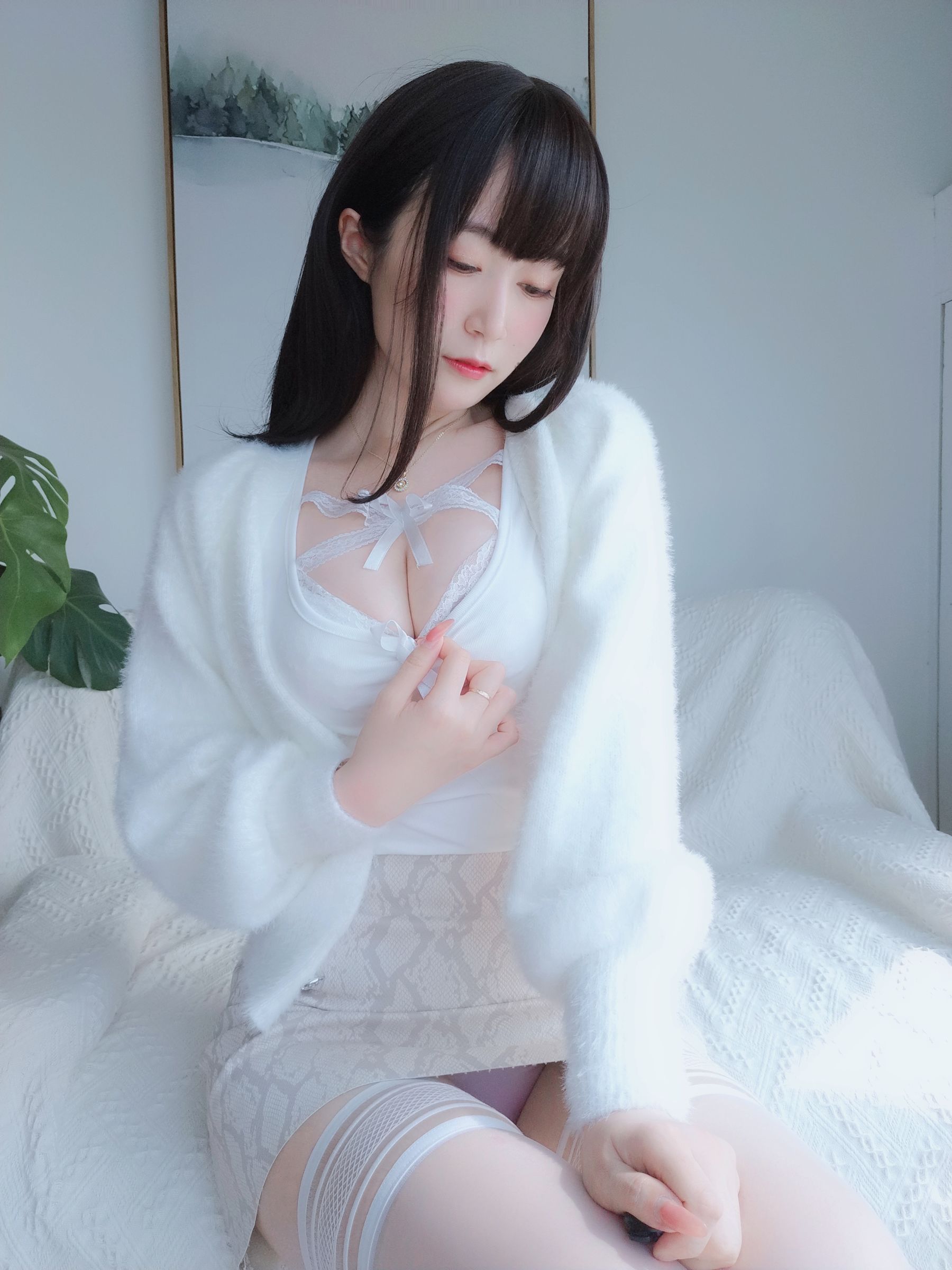 [COS福利] Coser小姐姐白银 - 白蕾丝