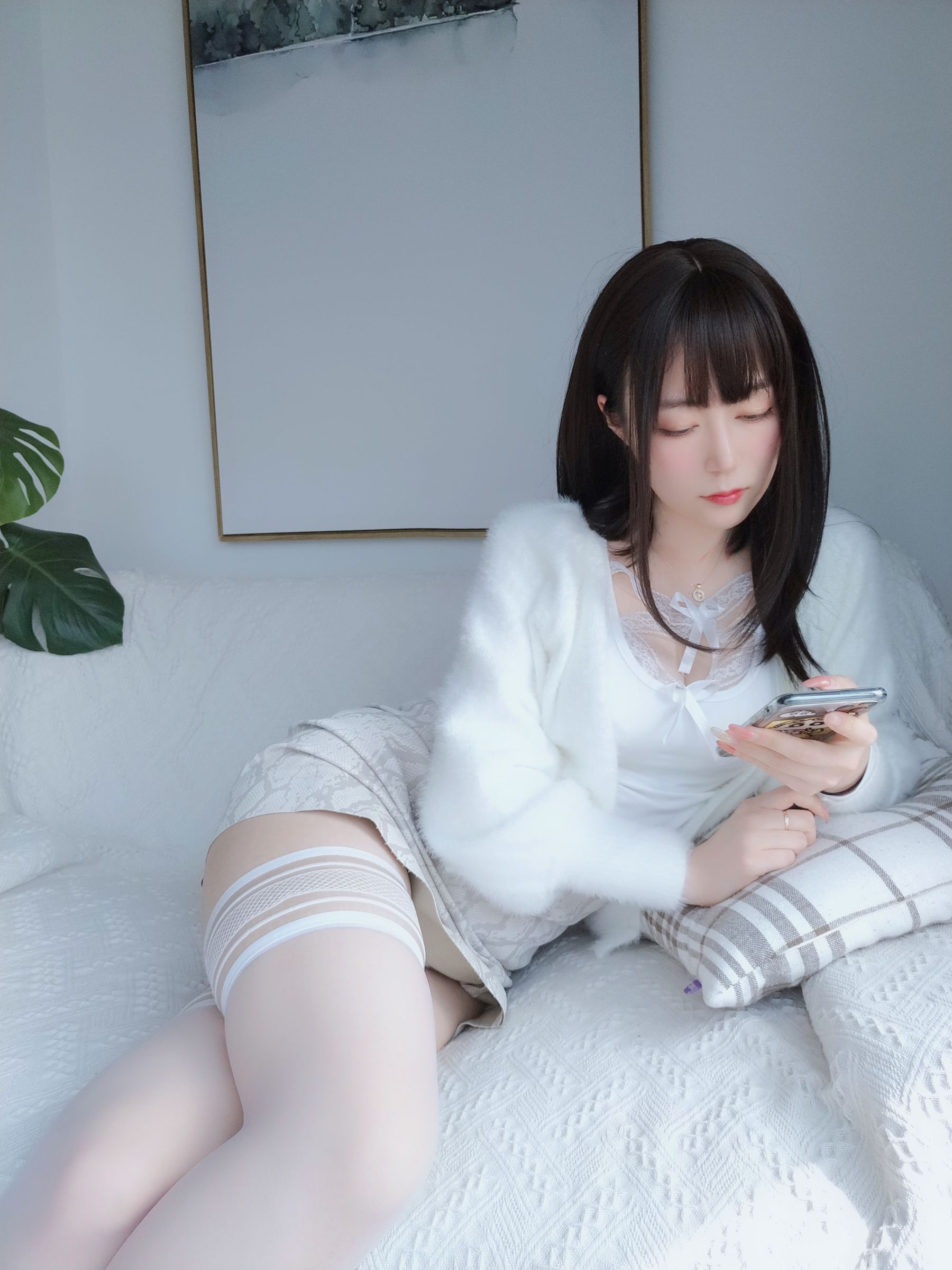 [COS福利] Coser小姐姐白银 - 白蕾丝