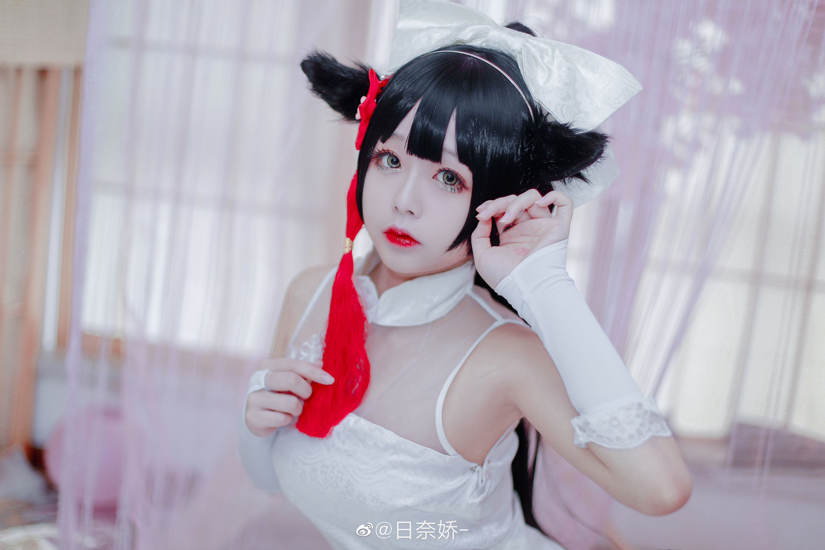 [COS福利] 日奈娇 - 高雄獒红+白旗袍