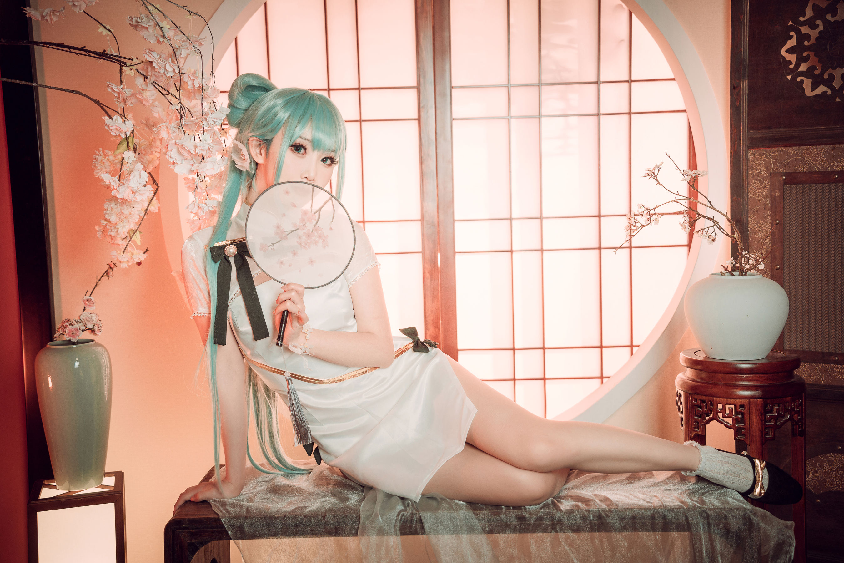 [COS福利] 可爱人气Coser面饼仙儿 - 初音旗袍