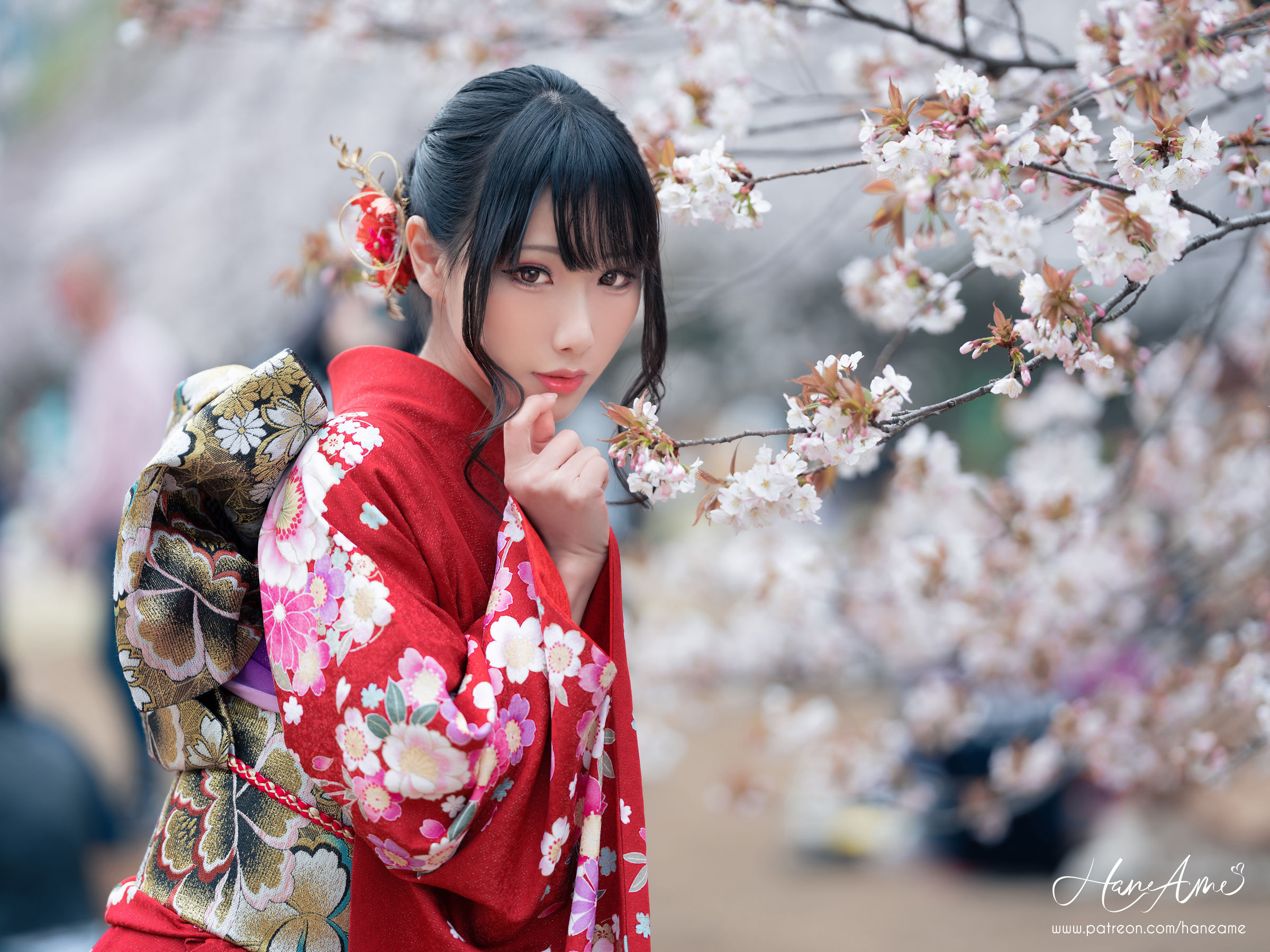 [COS福利] Hane Ame 雨波 - 赤紅和服