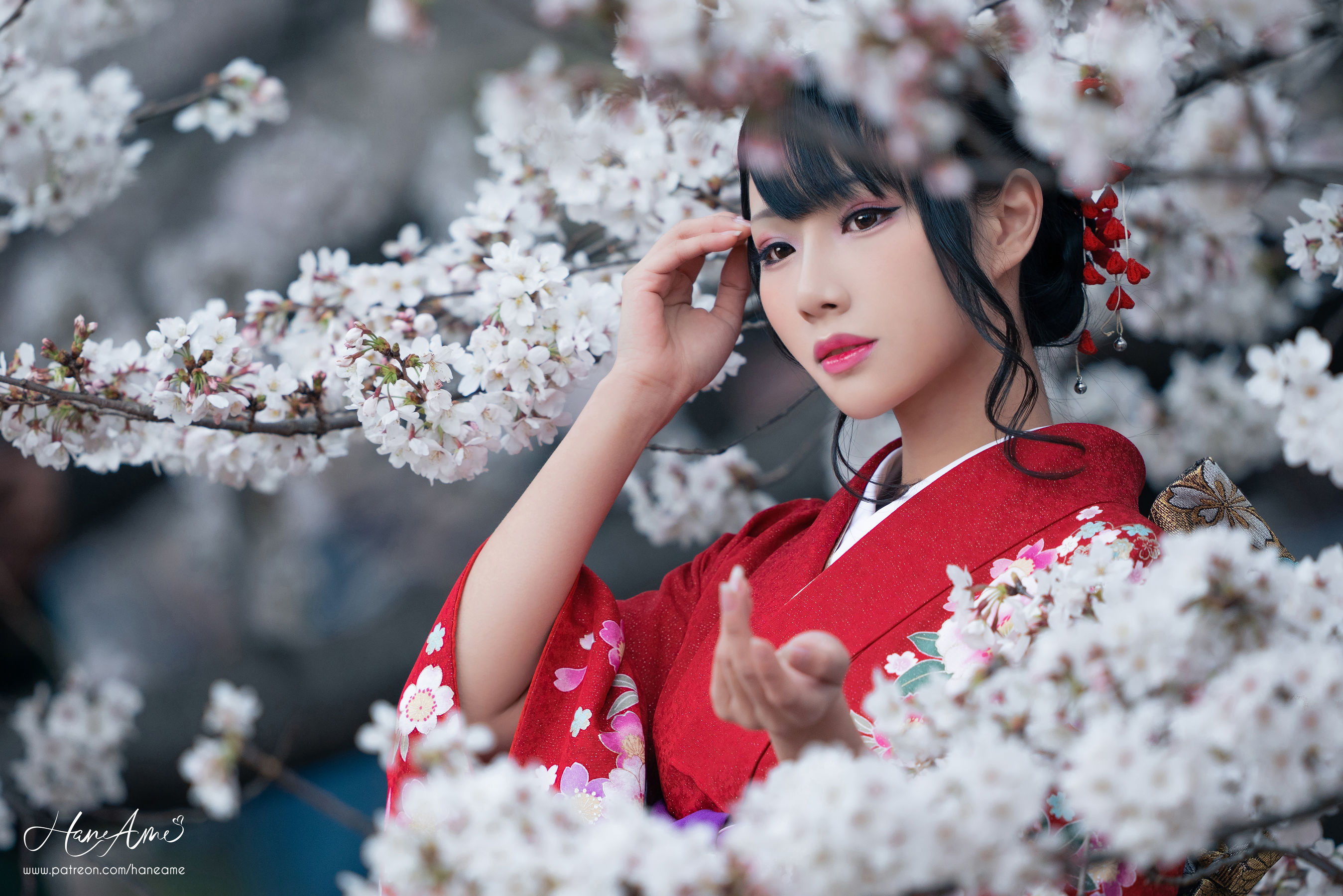 [COS福利] Hane Ame 雨波 - 赤紅和服