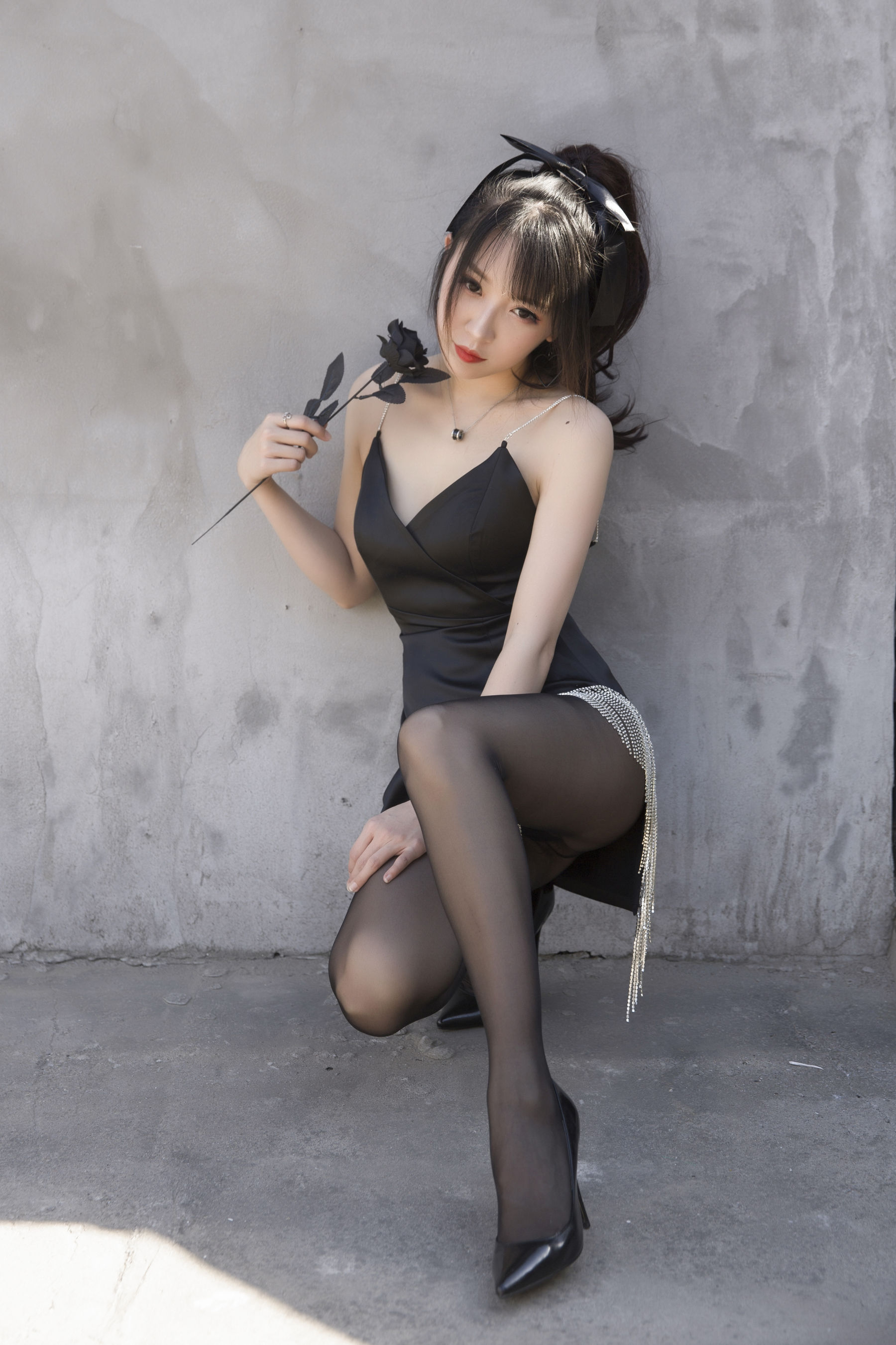 [COS福利] 斗鱼主播小女巫露娜 - 黑色流苏