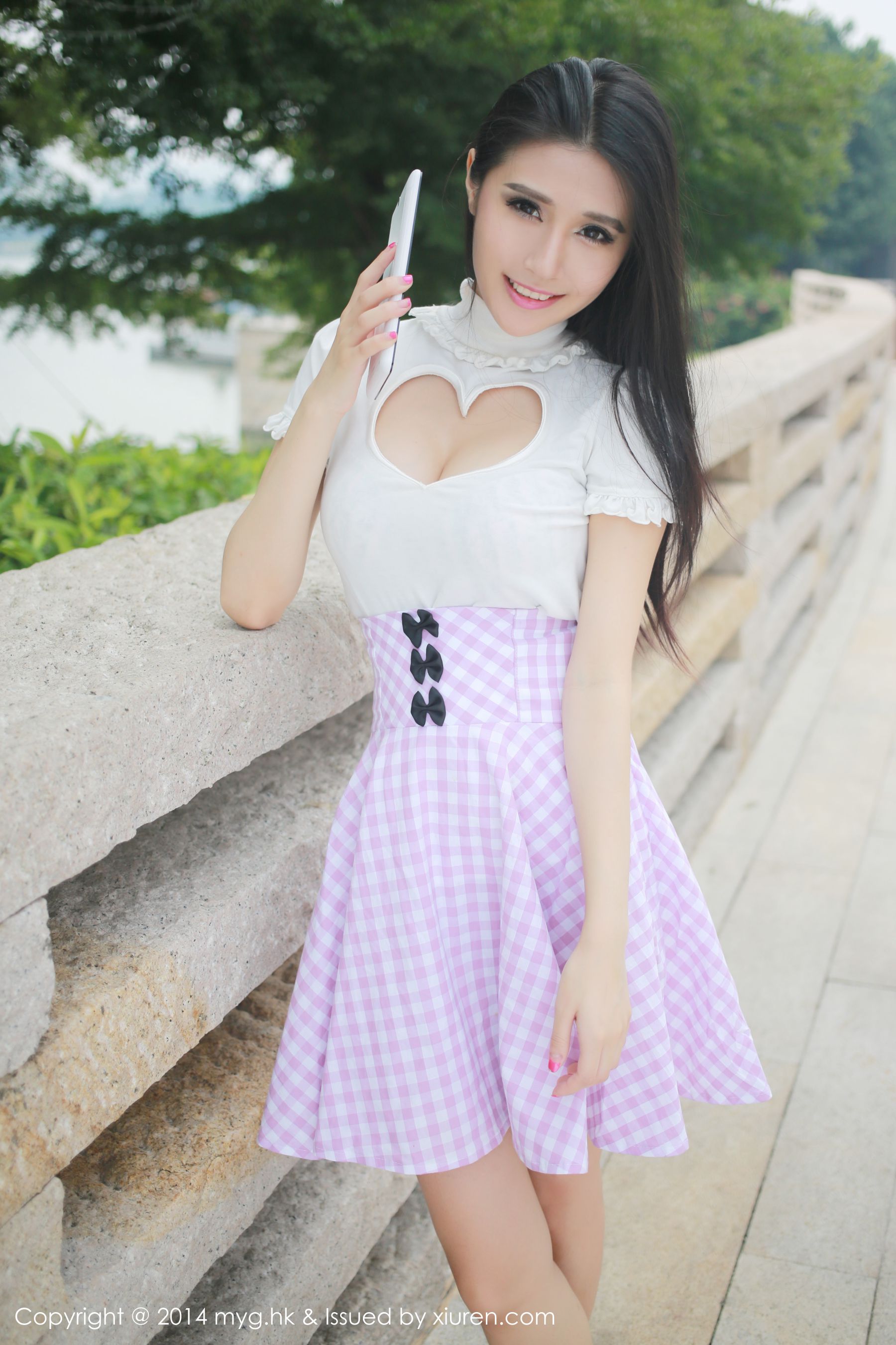 于大小姐AYU《街拍超短裙+可爱内衣》 [美媛馆MyGirl] Vol.018