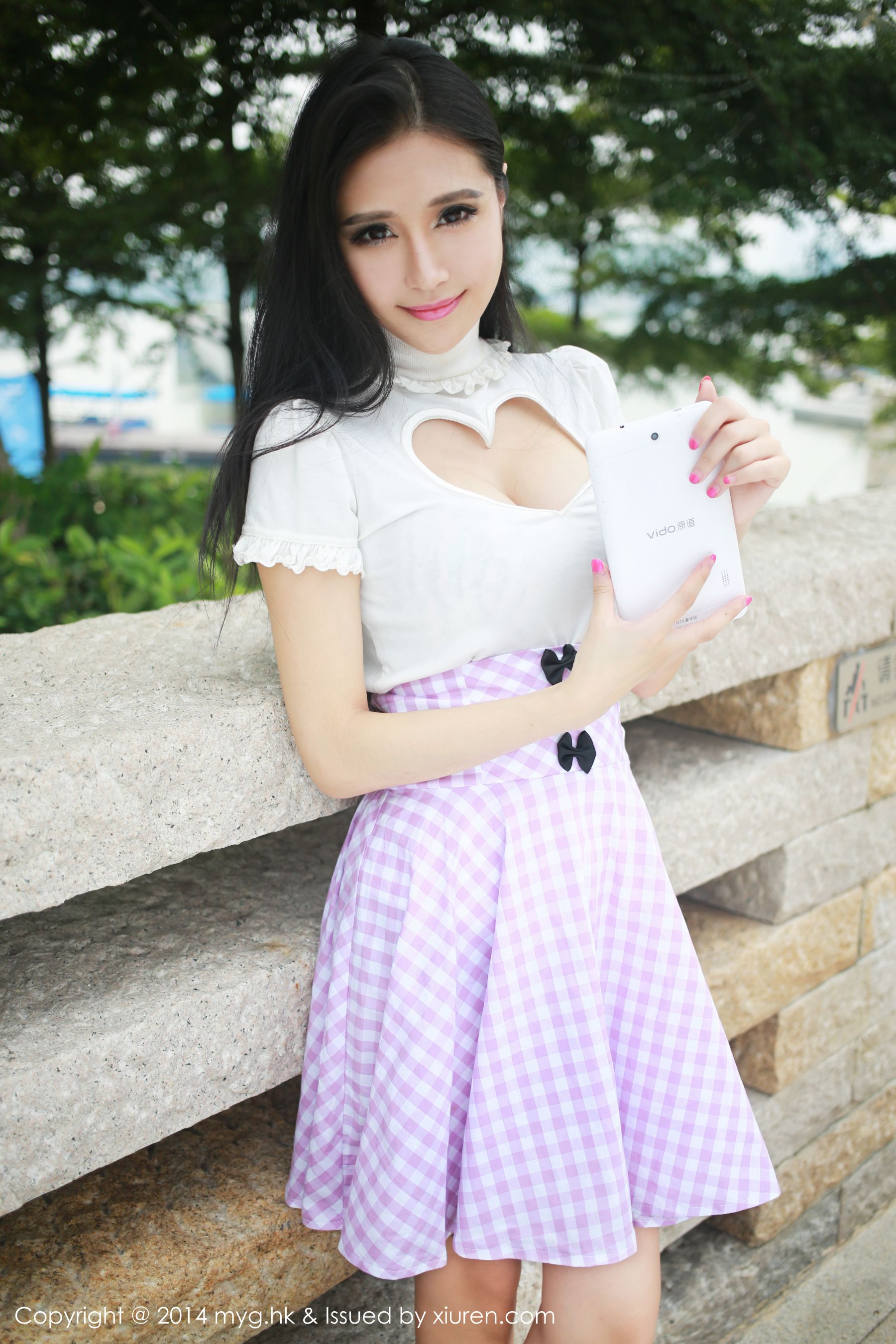 于大小姐AYU《街拍超短裙+可爱内衣》 [美媛馆MyGirl] Vol.018
