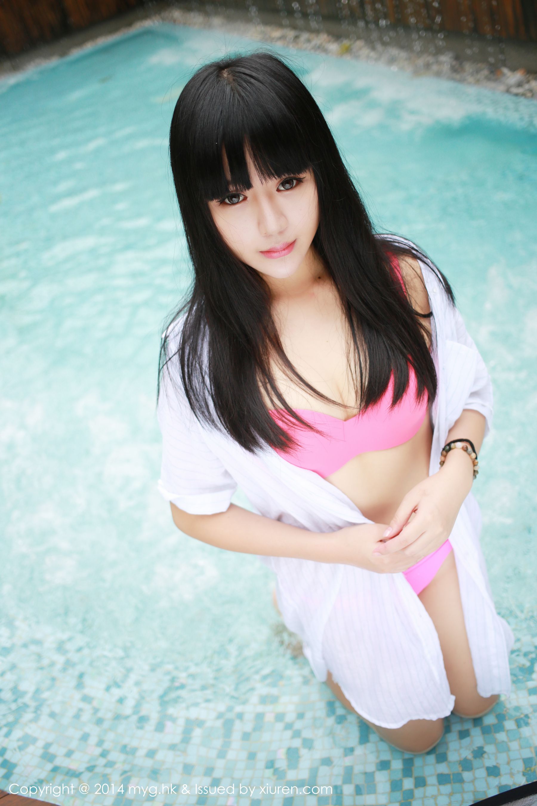 八宝icey《外拍内衣+湿身》 [美媛馆MyGirl] Vol.022