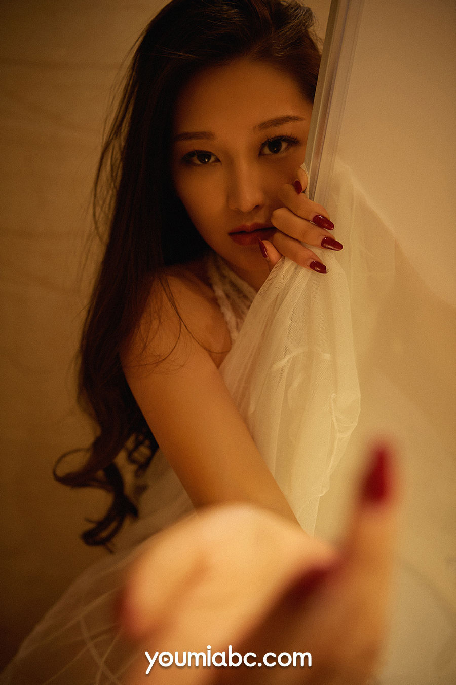 [尤蜜YouMiabc]  溪溪 深夜调情