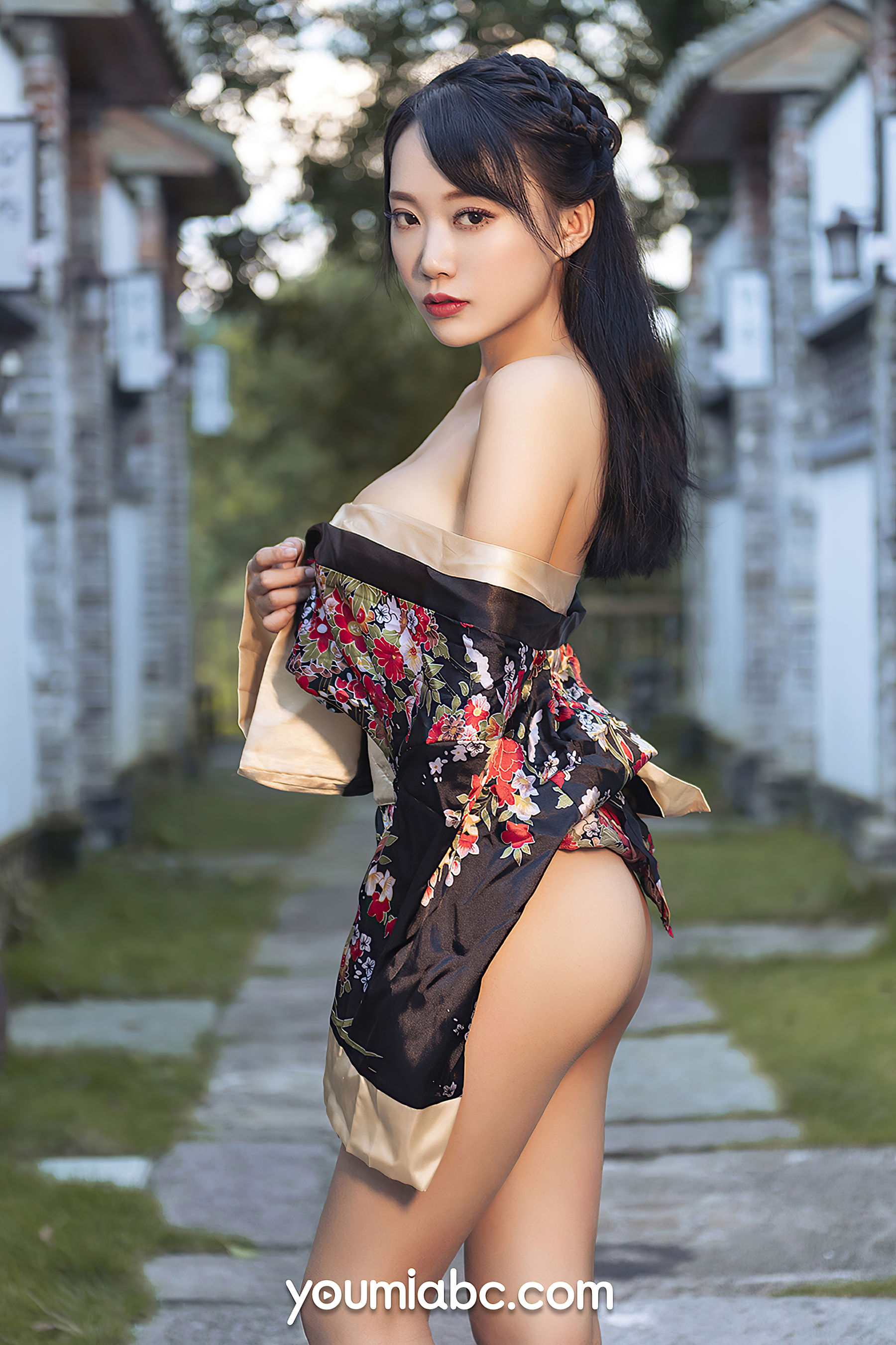 [尤蜜YouMiabc]  何嘉颖 和风煦女