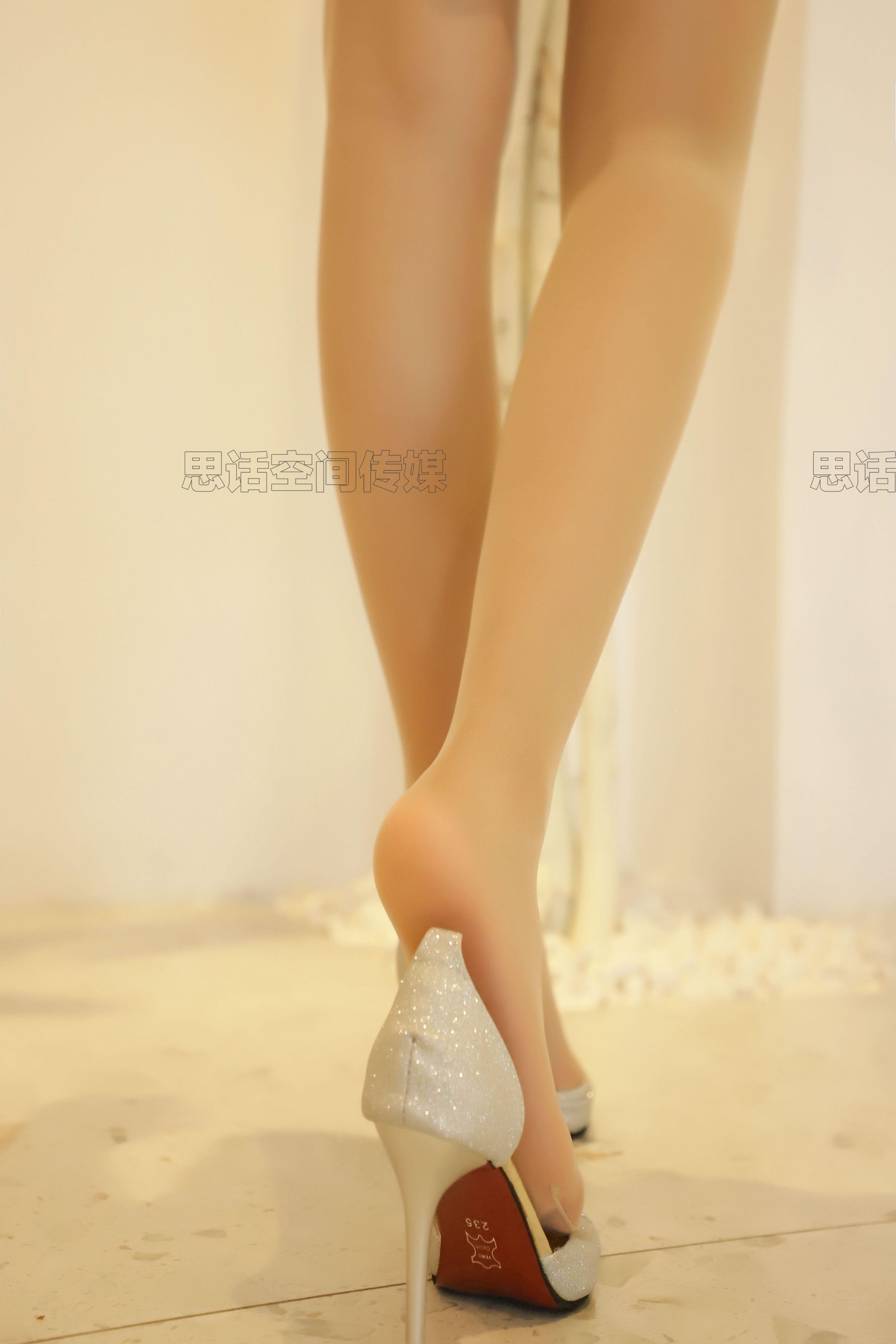 [思话SiHua] SJ010 聂小倩 小倩粉嫩翘臀