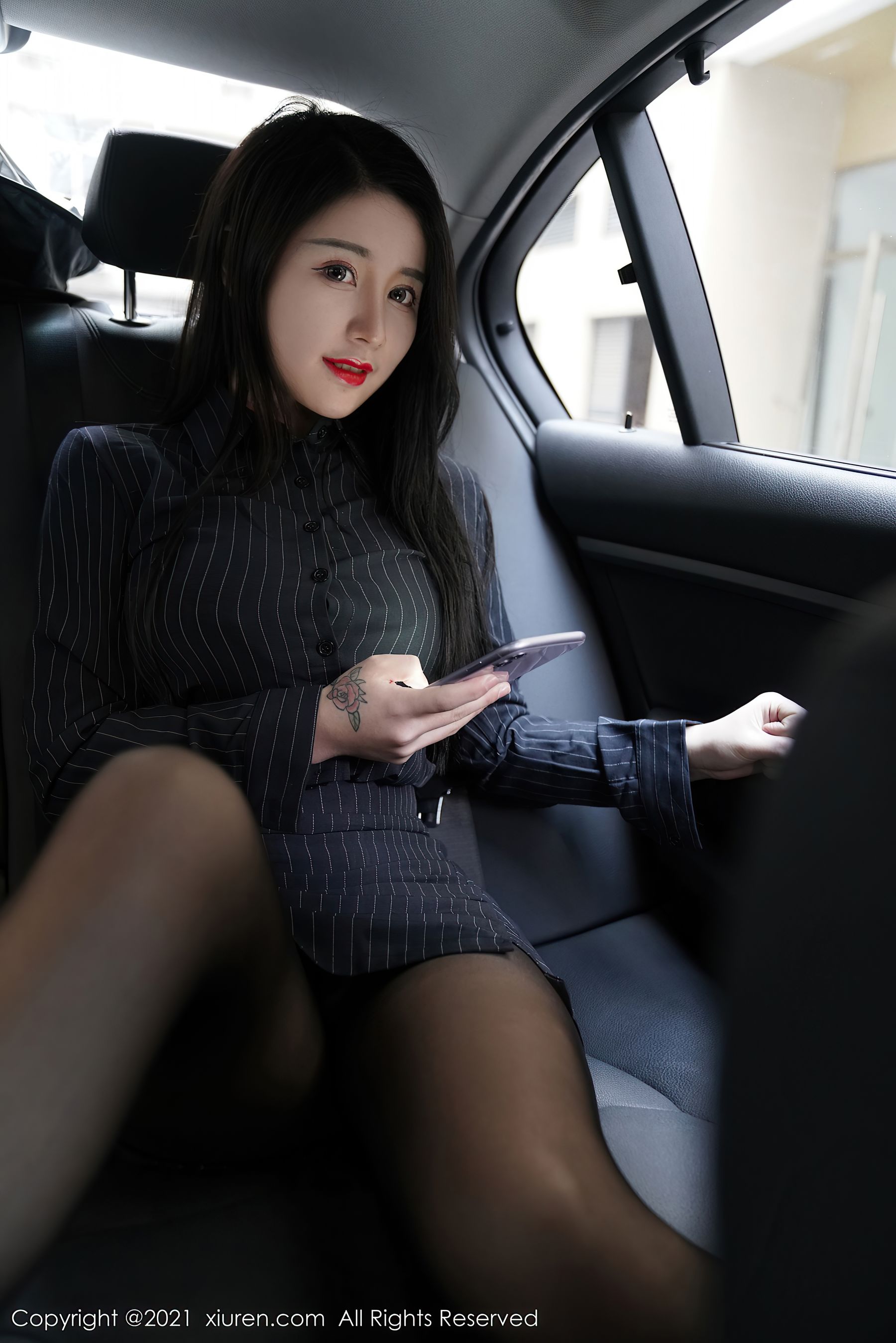 [秀人XIUREN] No.3111 美七Mia