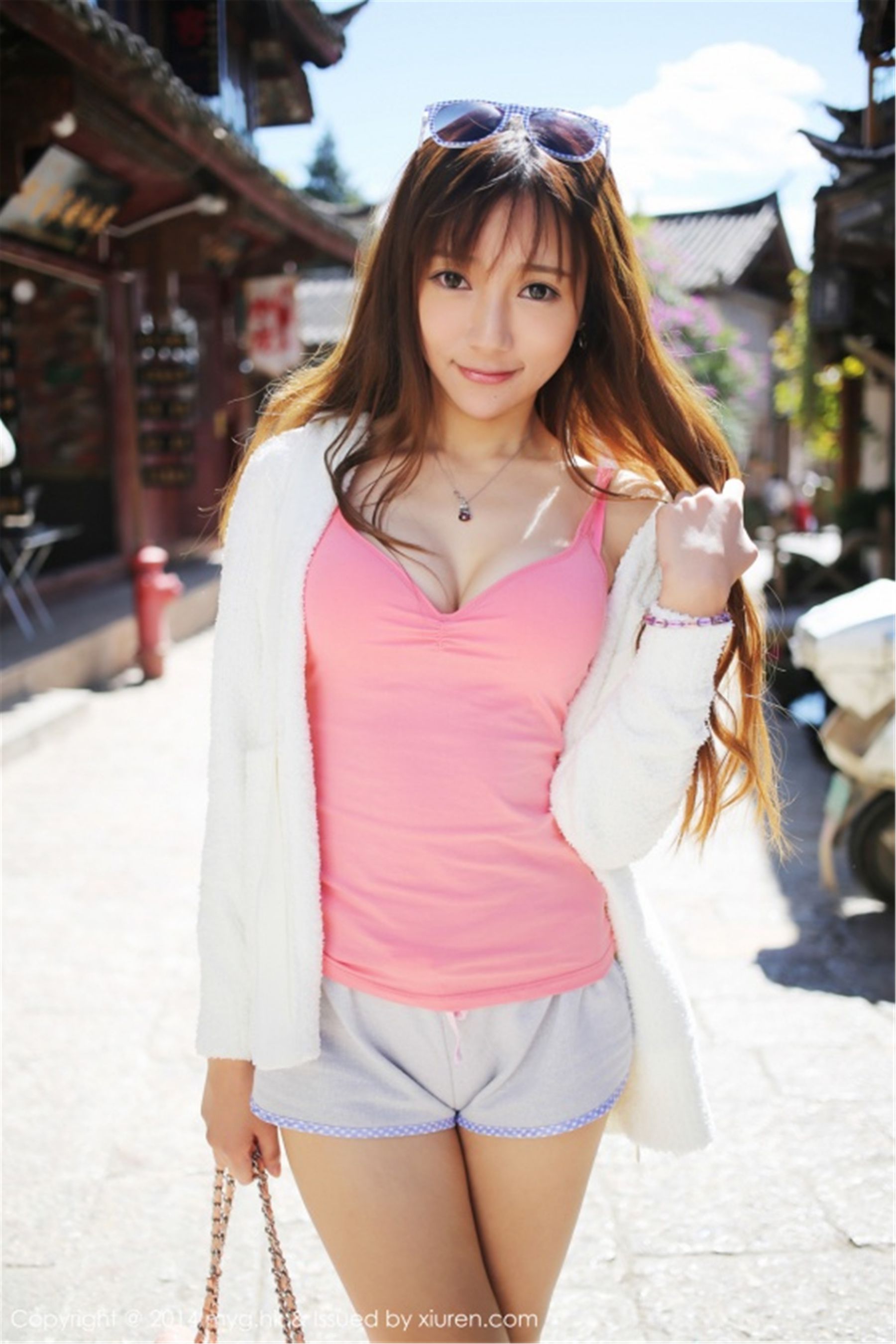 王馨瑶yanni《丽江旅拍》睡衣+2套内衣 [美媛馆MyGirl] Vol.068