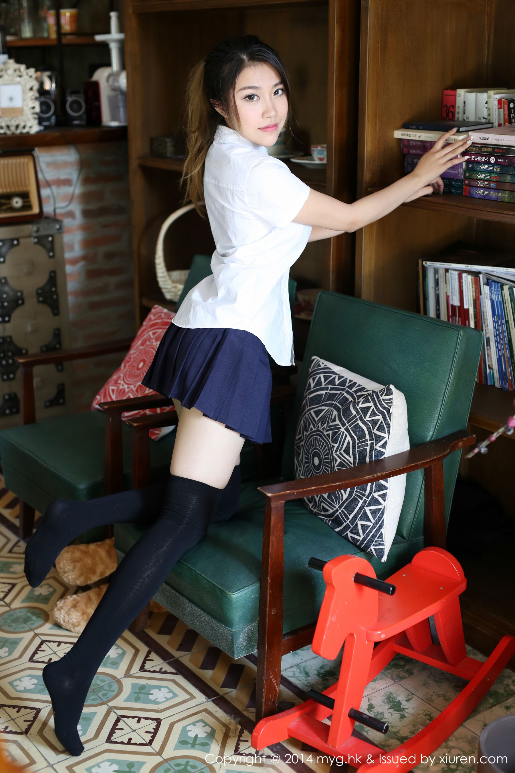 许诺Sabrina《厦门旅拍》内衣+校服系列 [美媛馆MyGirl] Vol.072