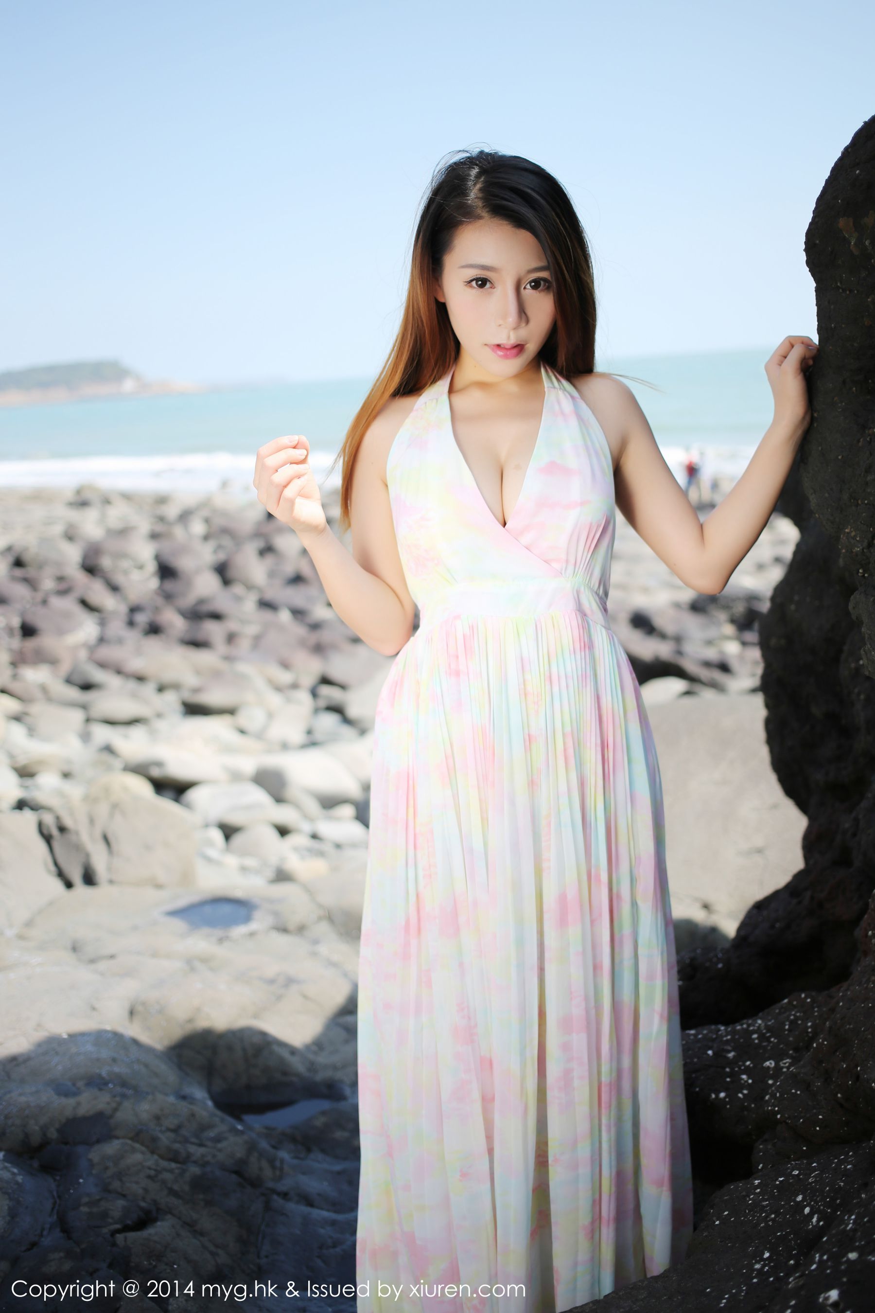 Vetiver嘉宝贝儿《厦门旅拍》清新长裙+内衣+比基尼 [美媛馆MyGirl] Vol.074