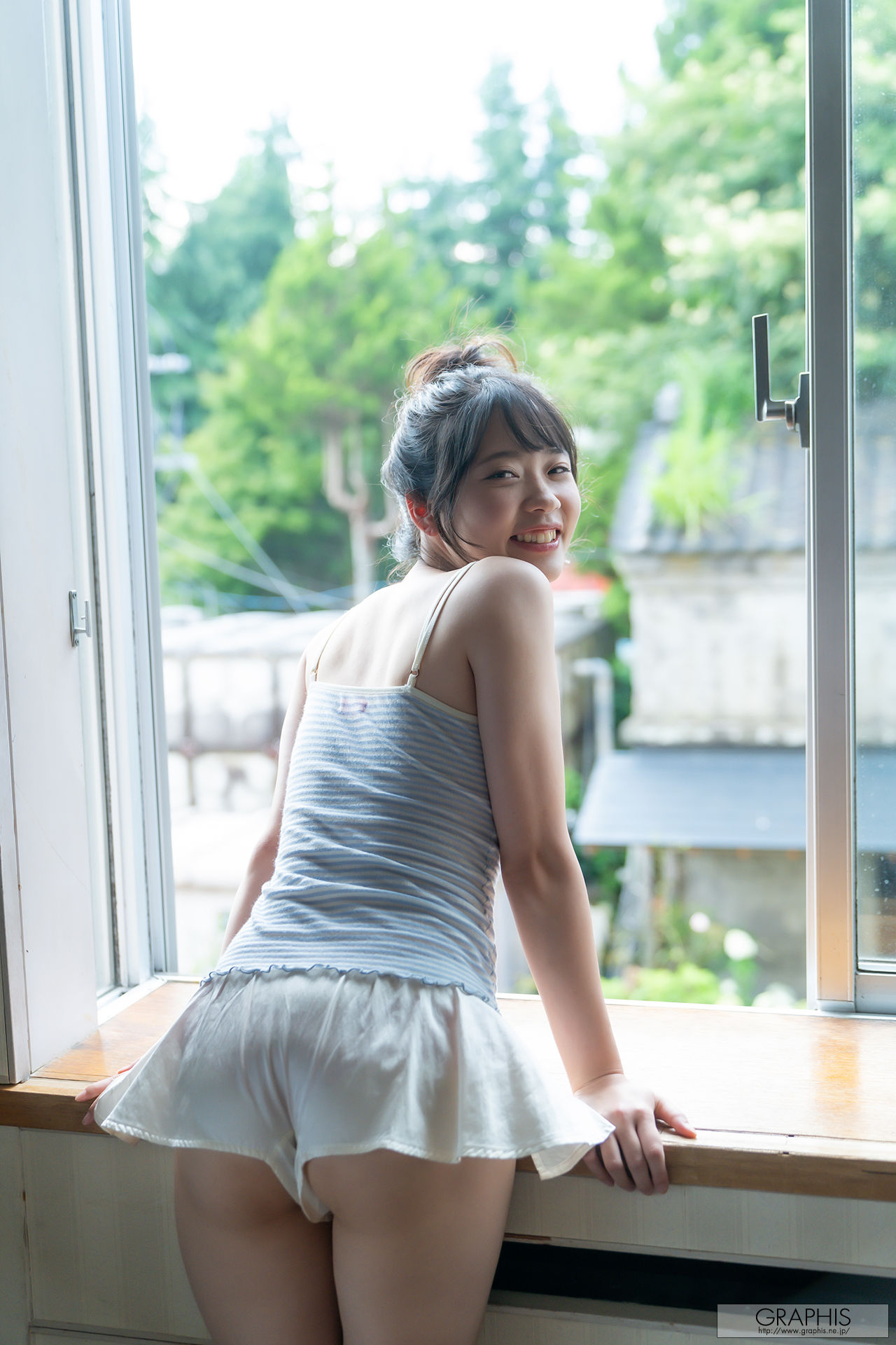 [Graphis] Gals477 Ema Futaba 二葉エマ Be natural