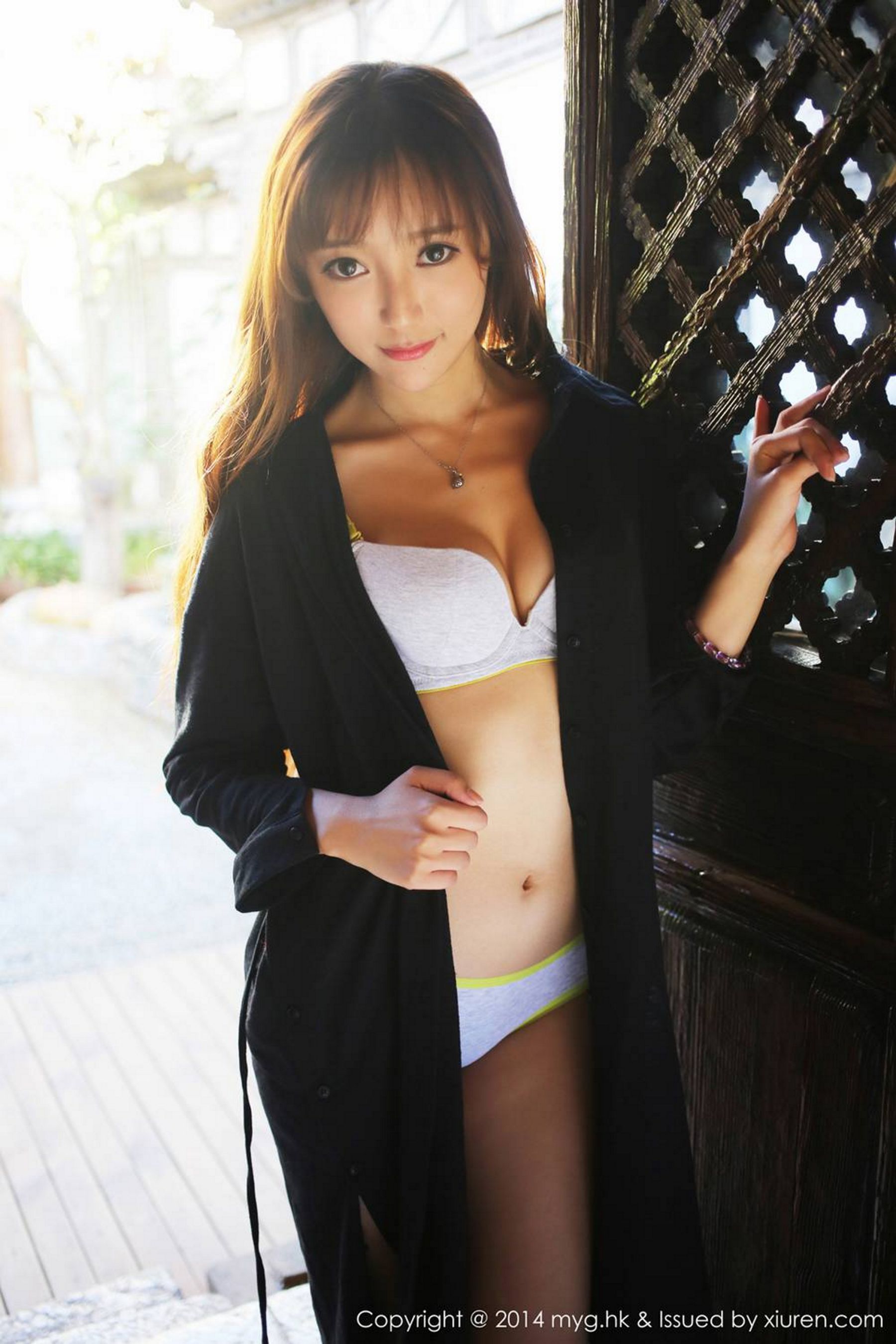 王馨瑶yanni《万种风情 主打旗袍系列》 [美媛馆MyGirl] Vol.080