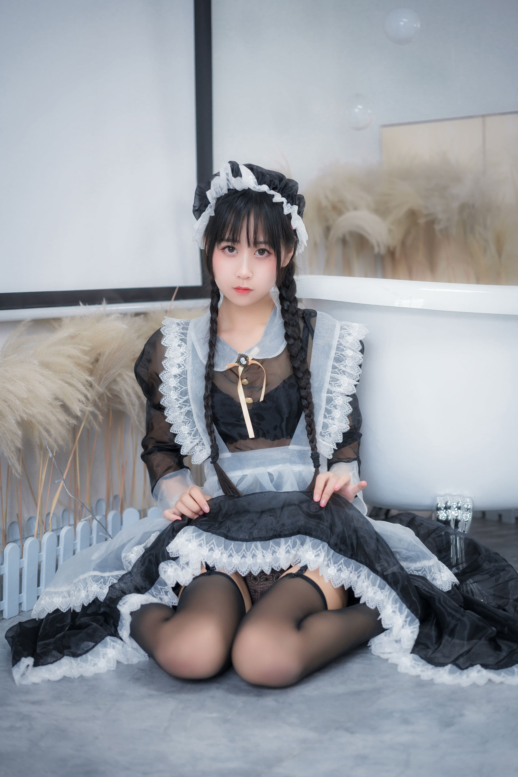[COS福利] 阳光美少女萌芽儿o0 - 透明女仆2