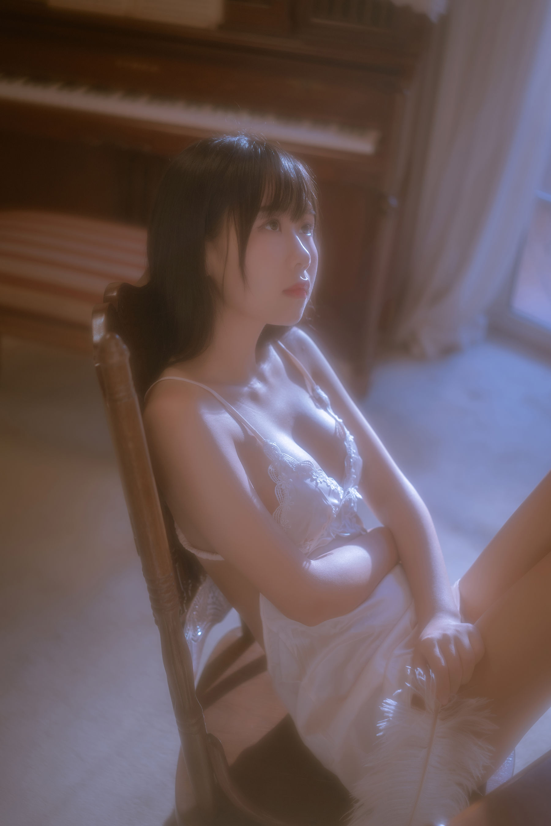 [COS福利] 阳光美少女萌芽儿o0 - 遐 私房