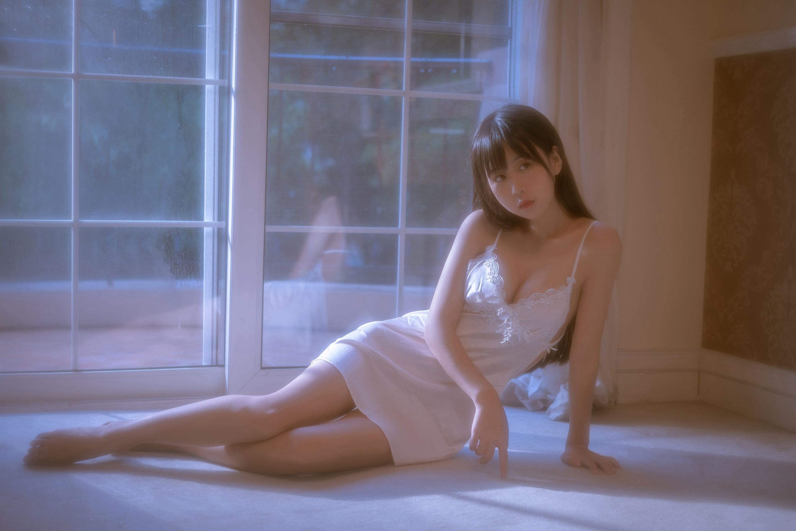 [COS福利] 阳光美少女萌芽儿o0 - 遐 私房