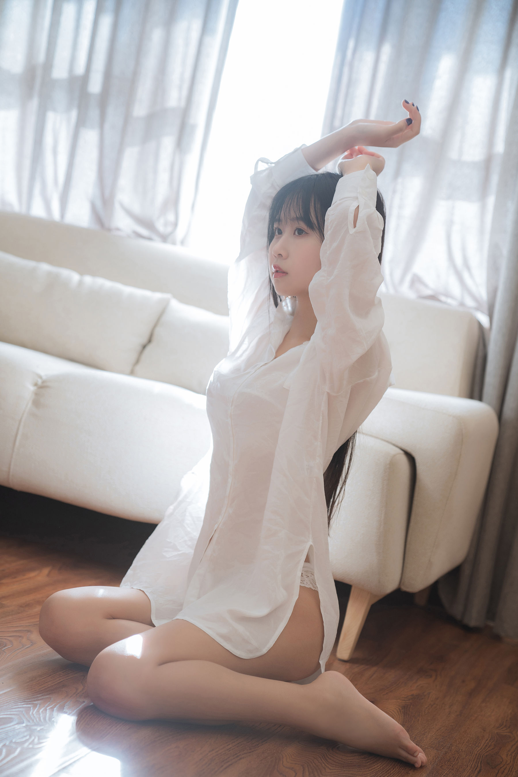 [COS福利] 阳光美少女萌芽儿o0 - 浴缸