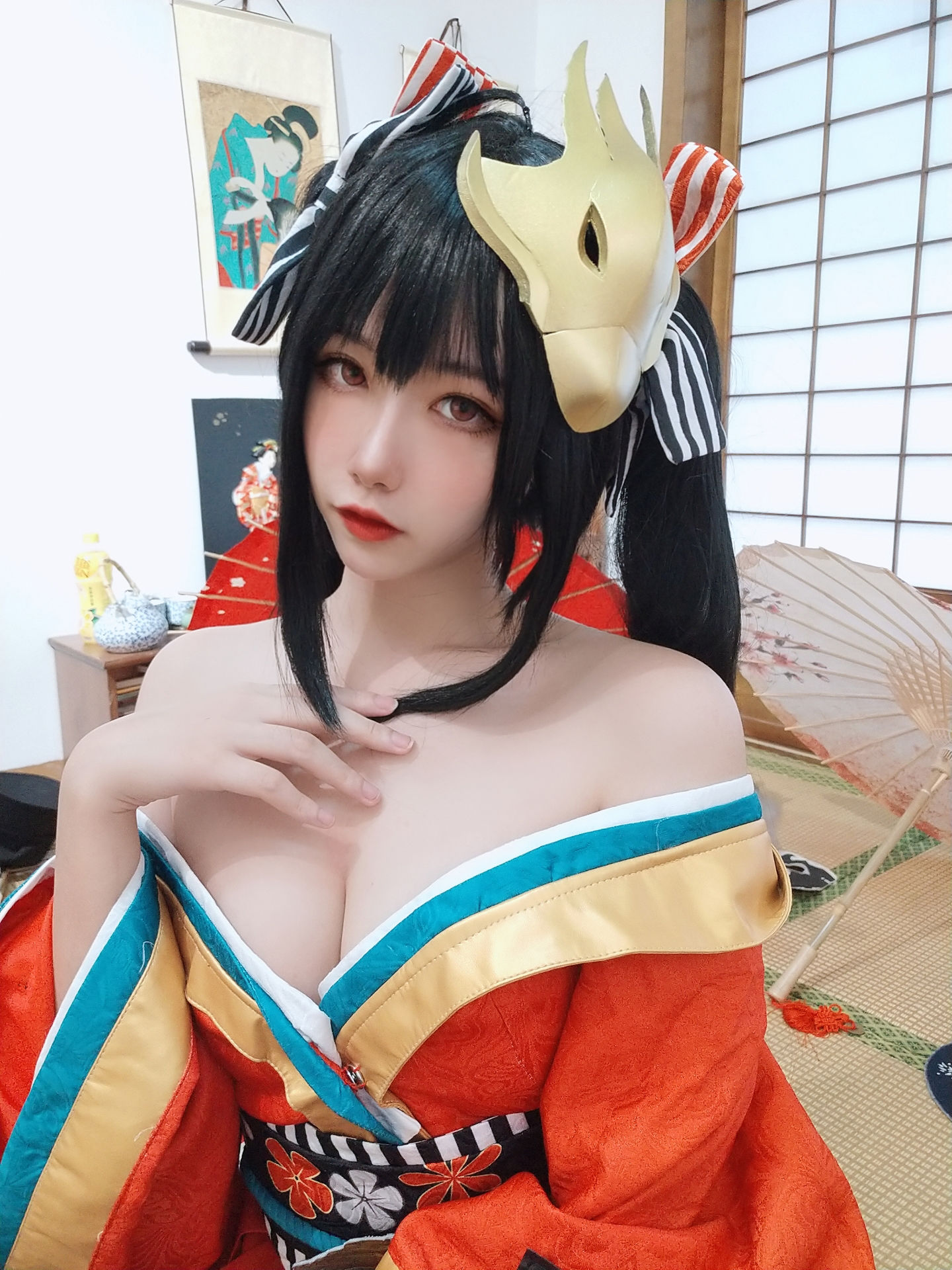 [COS福利] 微博妹子Momoko葵葵 - 大凤之自拍