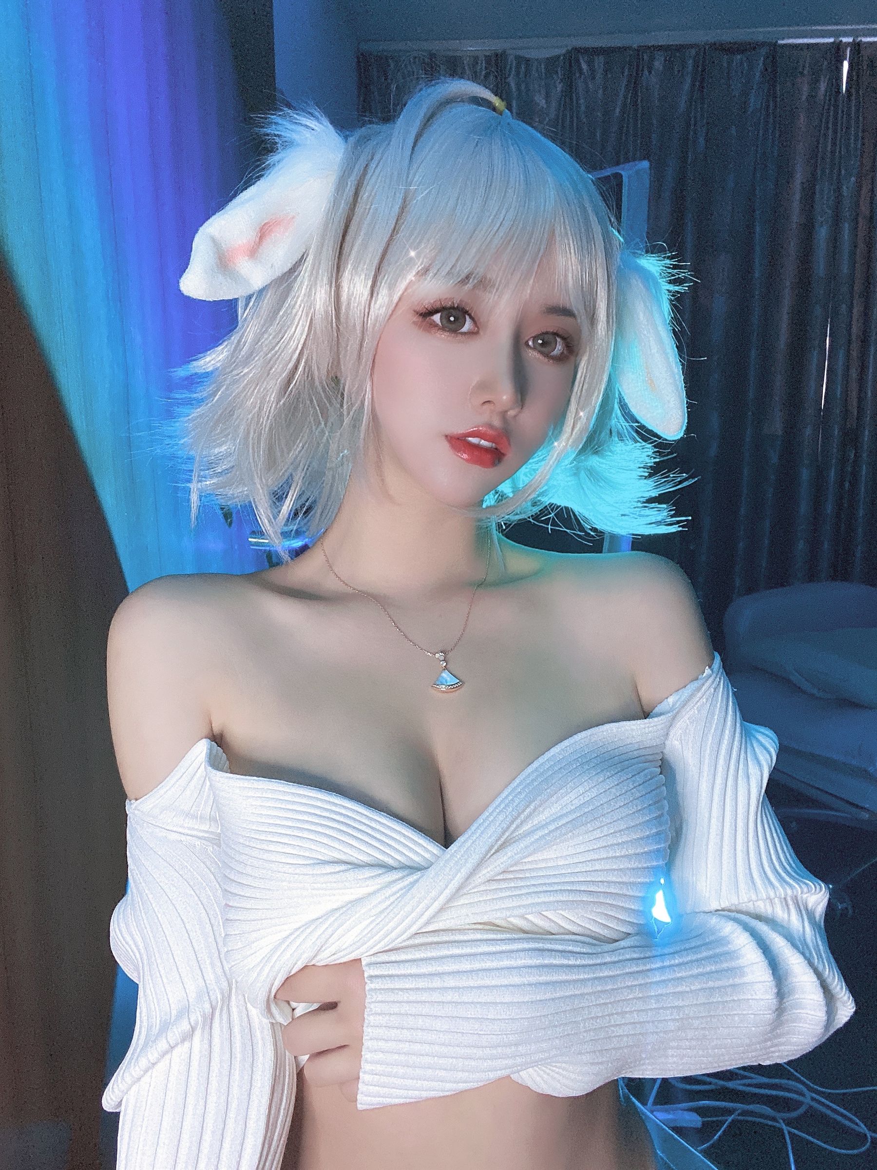 [COS福利] 斗鱼米线线sama写真 - 兔子小姐