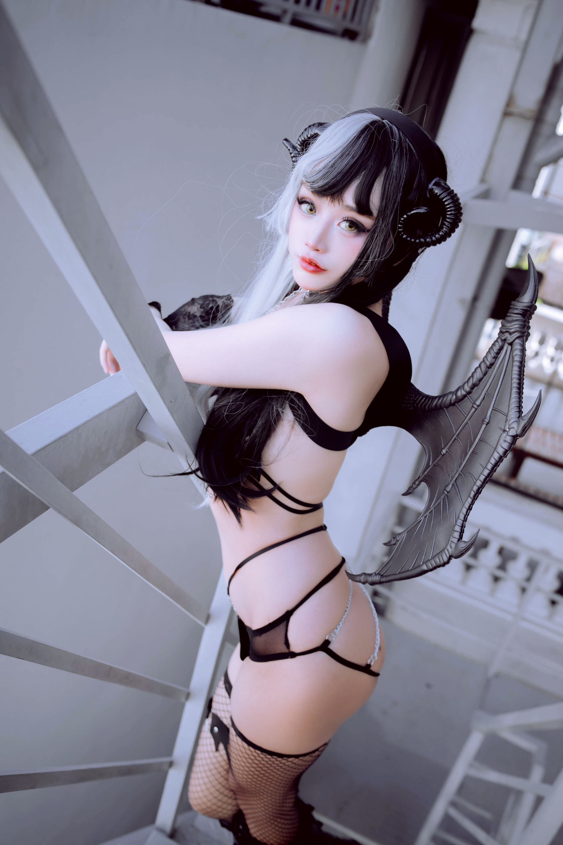 [COS福利] 日本性感萝莉Byoru - Ying Yang Succubus 魅魔