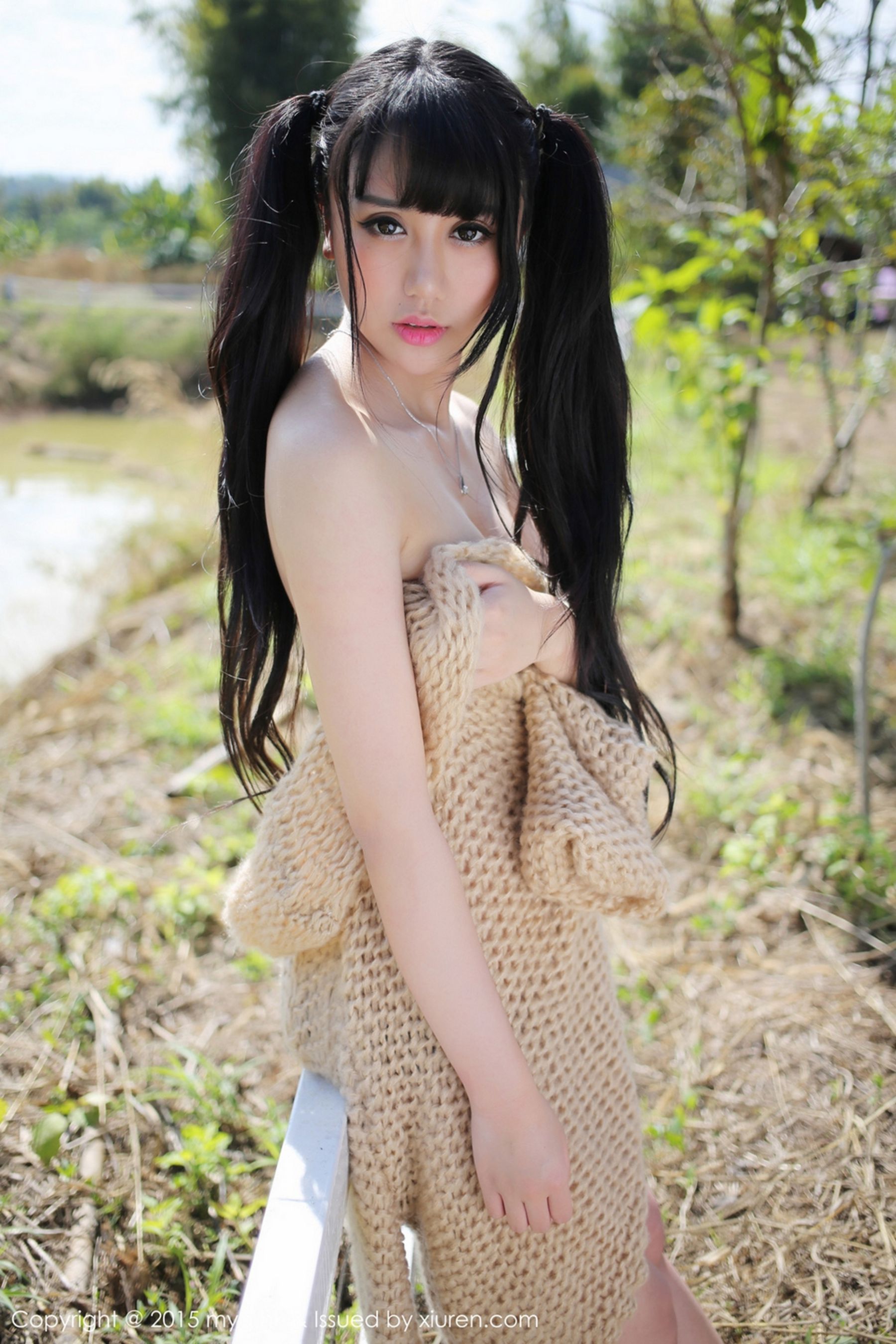 杨晓青儿《极品清新短裙+内衣外拍》 [美媛馆MyGirl] Vol.093