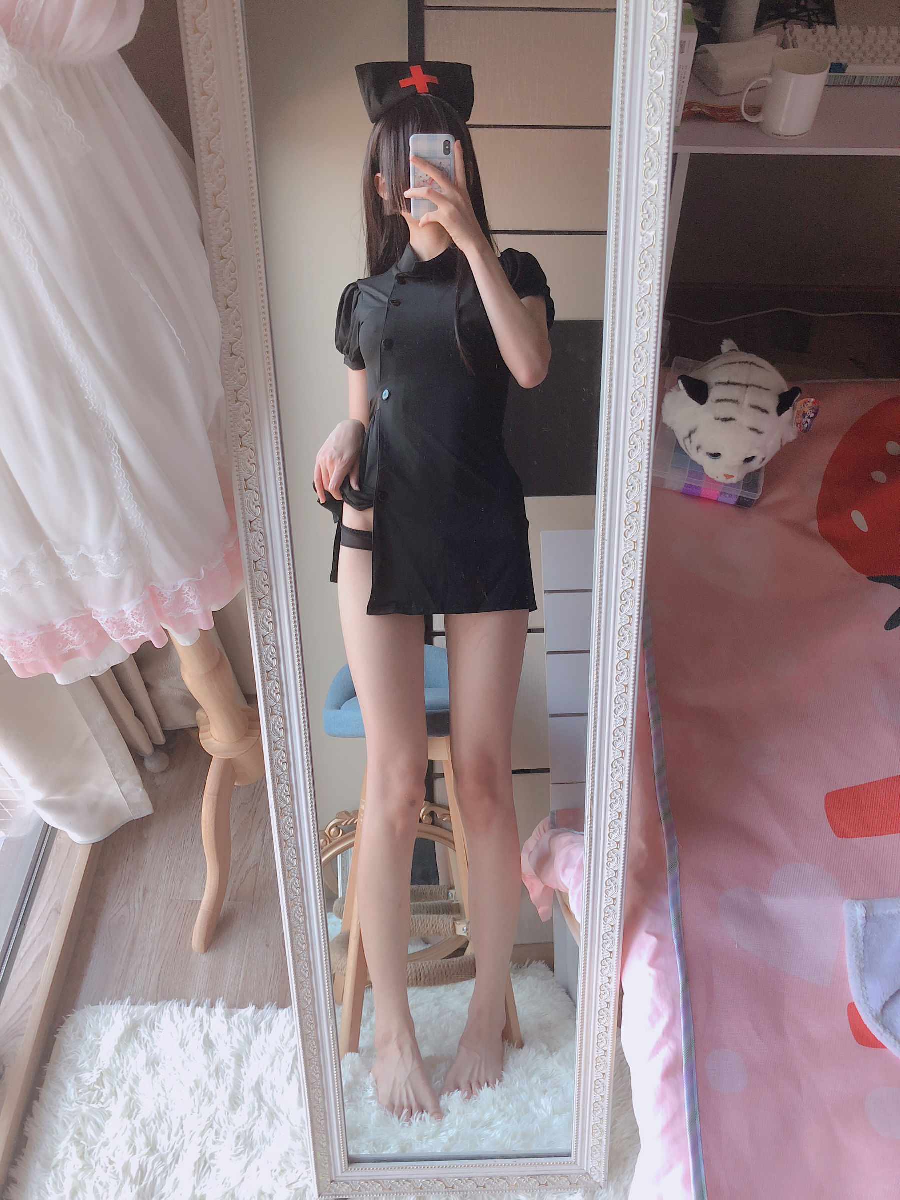[COS福利] 萌妹子眼酱大魔王w - 黑护士