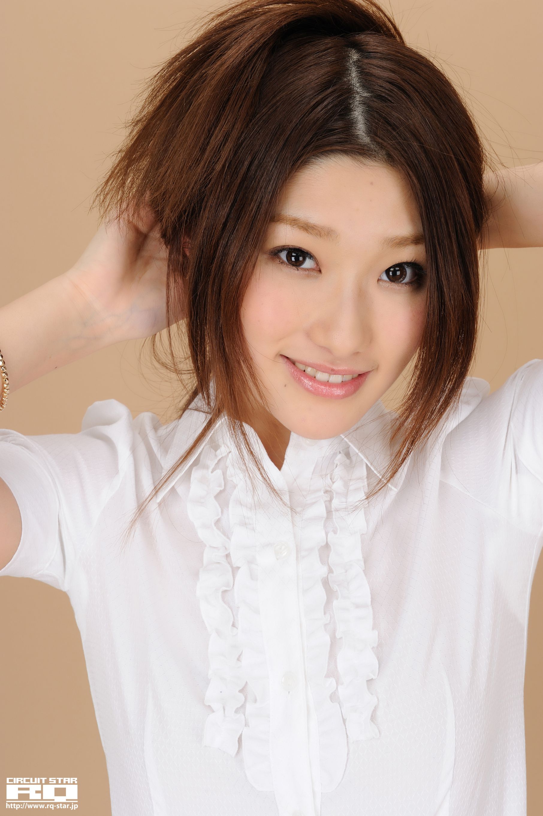[RQ-STAR] NO.00459 Shinobu Ishinabe 石鍋しのぶ Office Lady 写真集