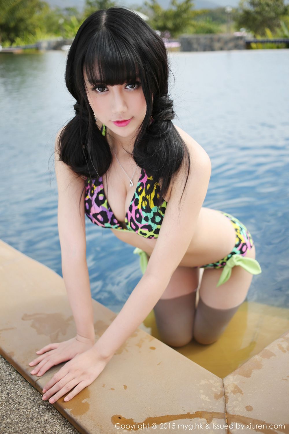 杨晓青儿《比基尼+校服外拍》 [美媛馆MyGirl] Vol.096