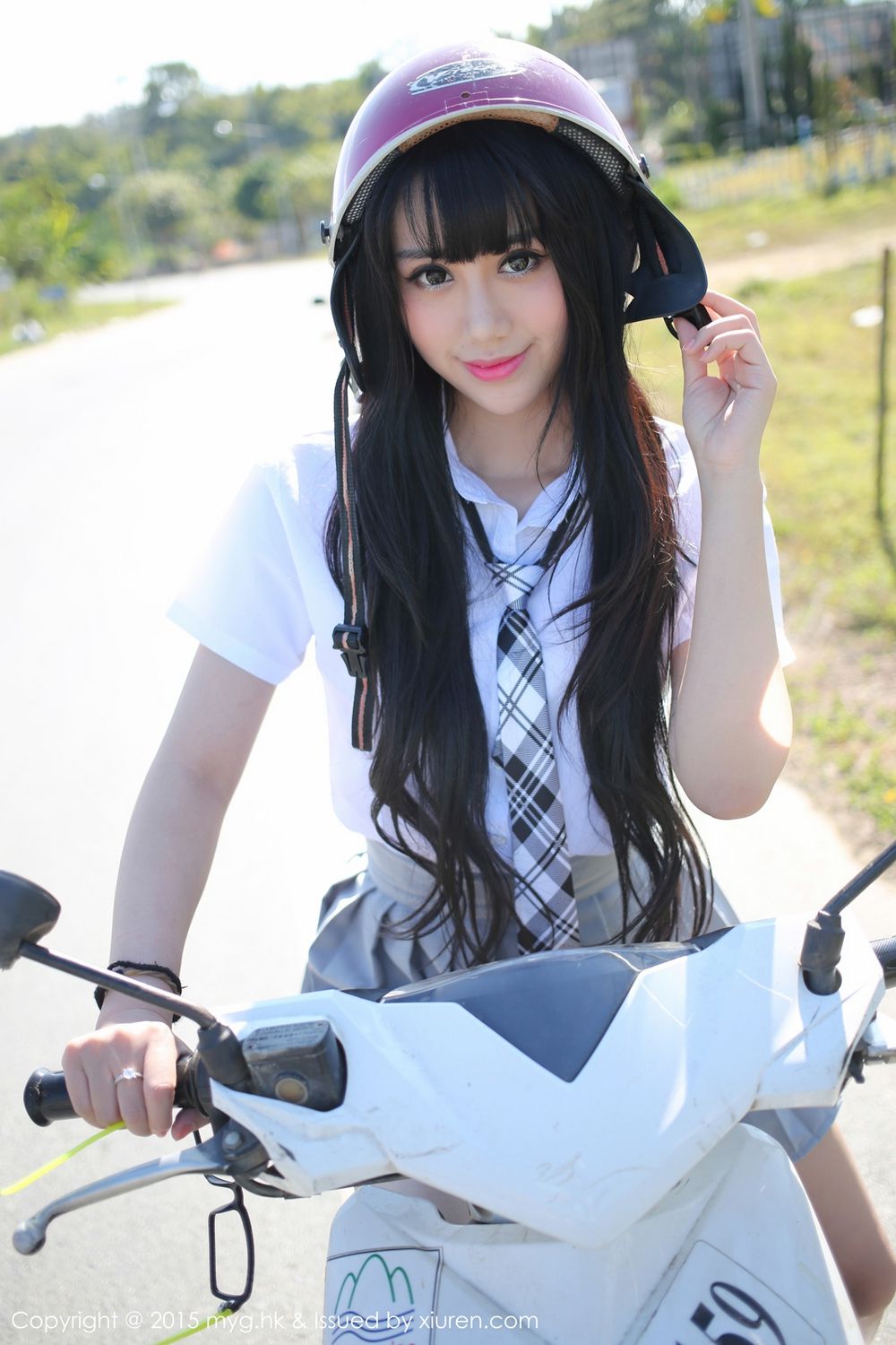 杨晓青儿《比基尼+校服外拍》 [美媛馆MyGirl] Vol.096