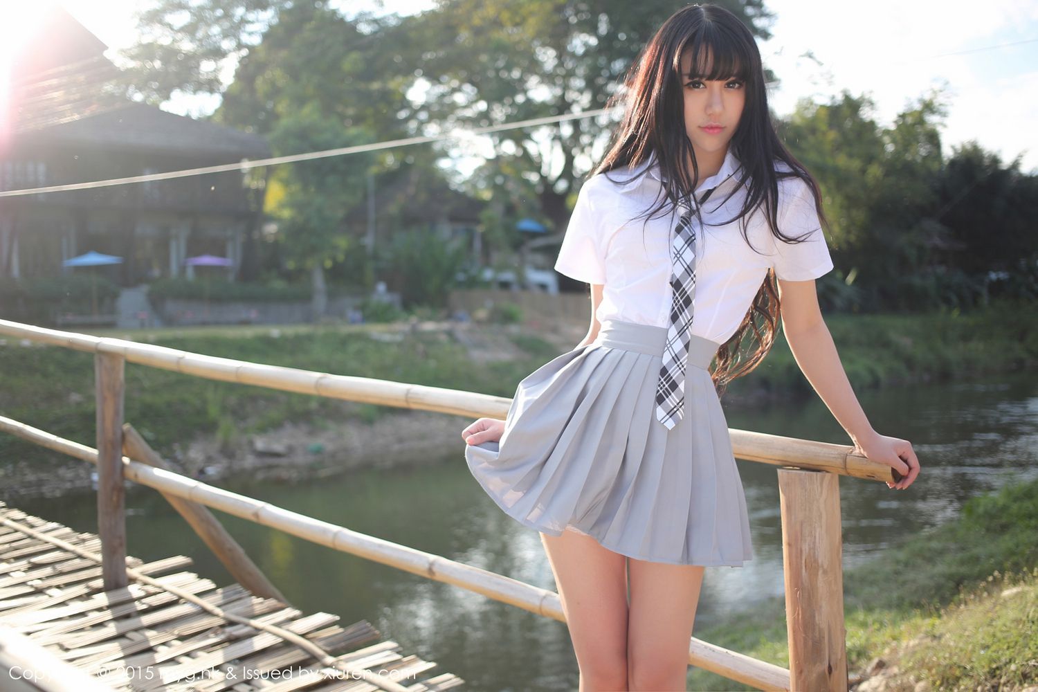 杨晓青儿《比基尼+校服外拍》 [美媛馆MyGirl] Vol.096