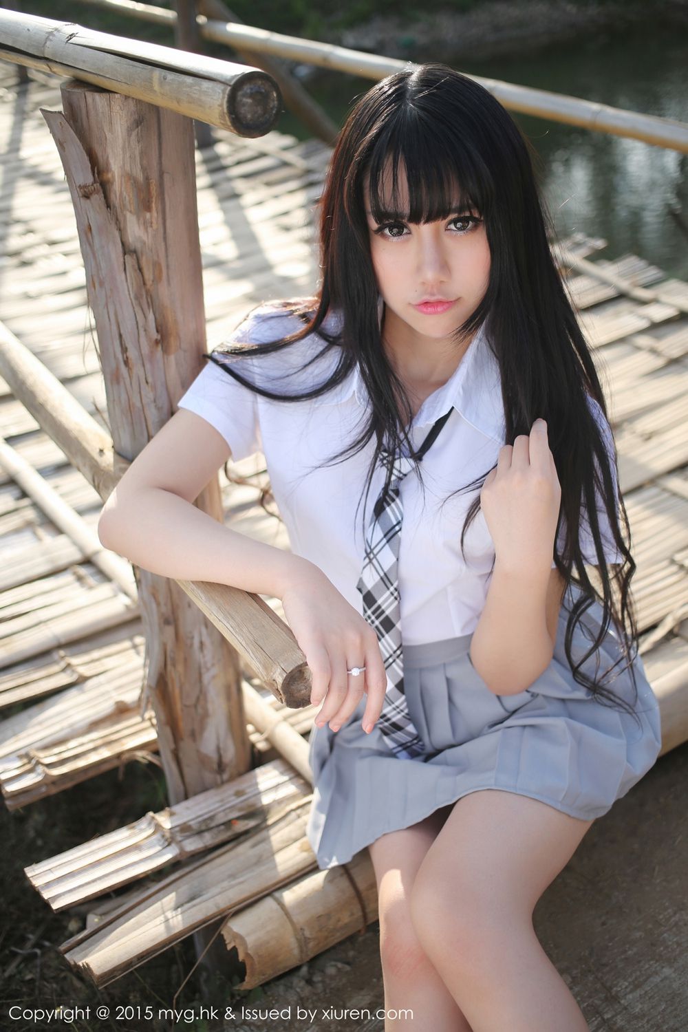 杨晓青儿《比基尼+校服外拍》 [美媛馆MyGirl] Vol.096