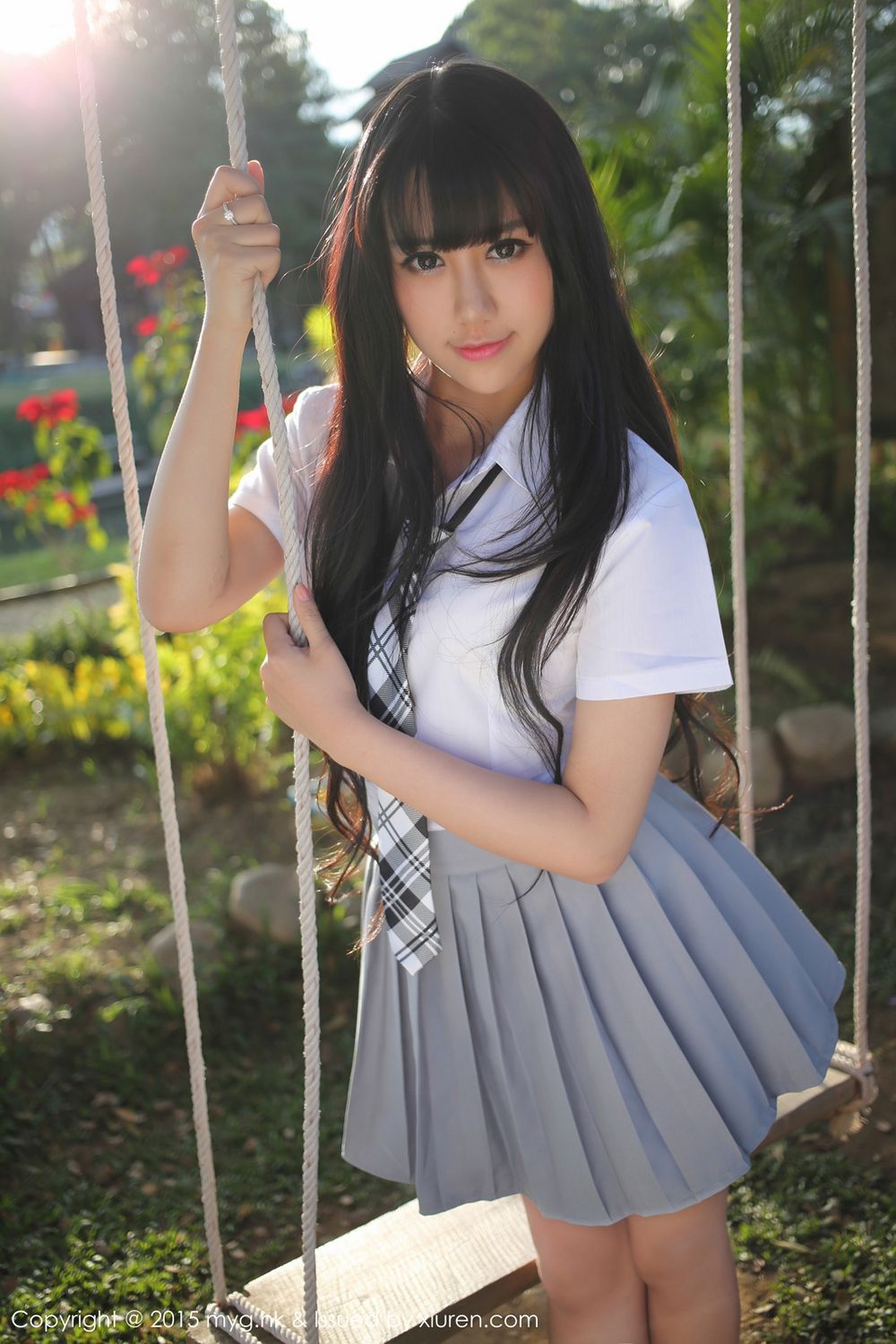 杨晓青儿《比基尼+校服外拍》 [美媛馆MyGirl] Vol.096