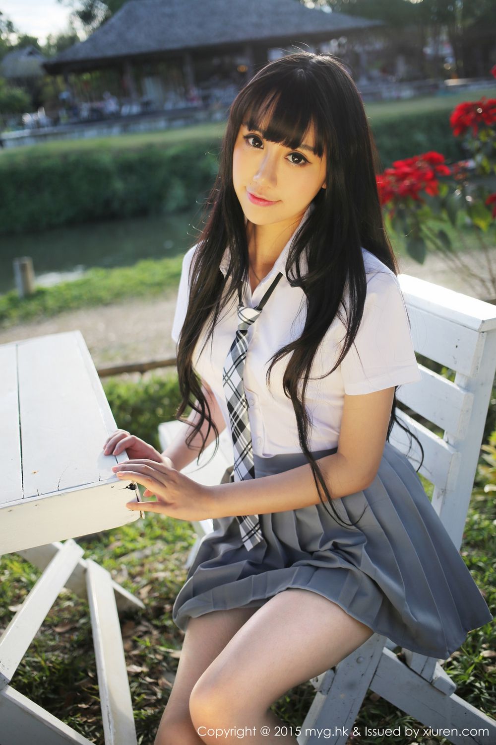 杨晓青儿《比基尼+校服外拍》 [美媛馆MyGirl] Vol.096