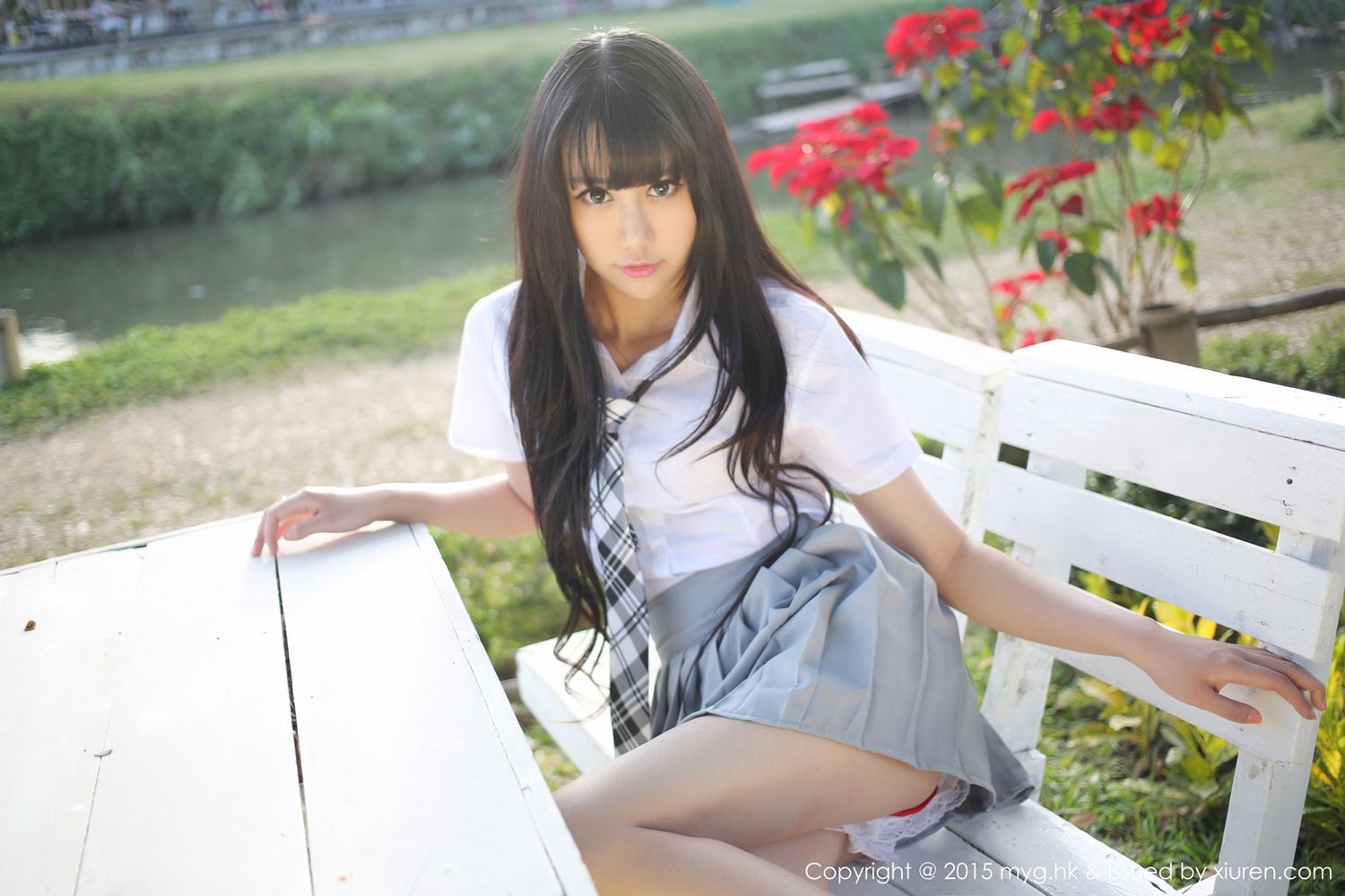 杨晓青儿《比基尼+校服外拍》 [美媛馆MyGirl] Vol.096